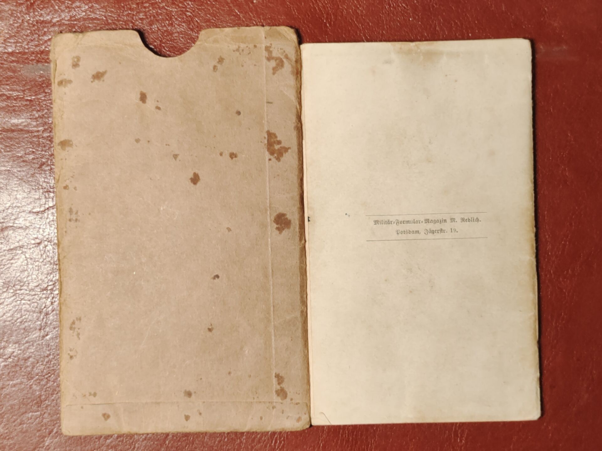 老威廉第二次麦稀奇拍卖 帝德士兵证3 [第1禁卫步兵团] 附带外壳和品行良好证明，证主是个救护兵