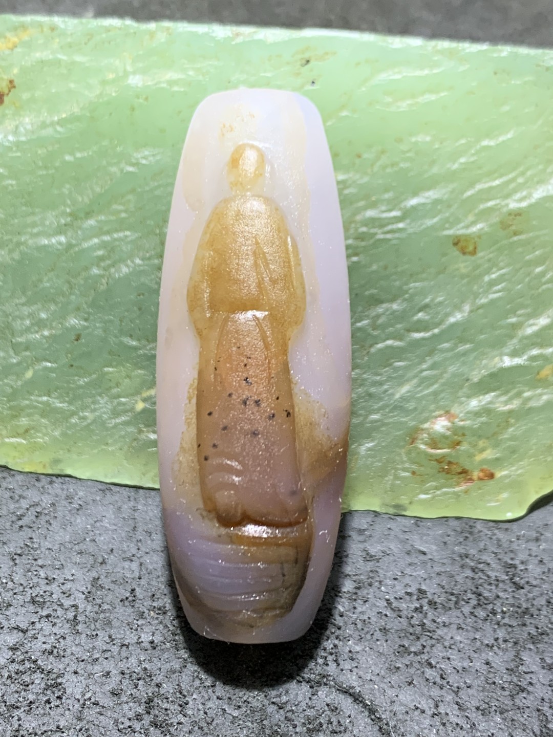 精美亚光高玉化巴西玛瑙手工雕刻求佛问道大桶珠一个！