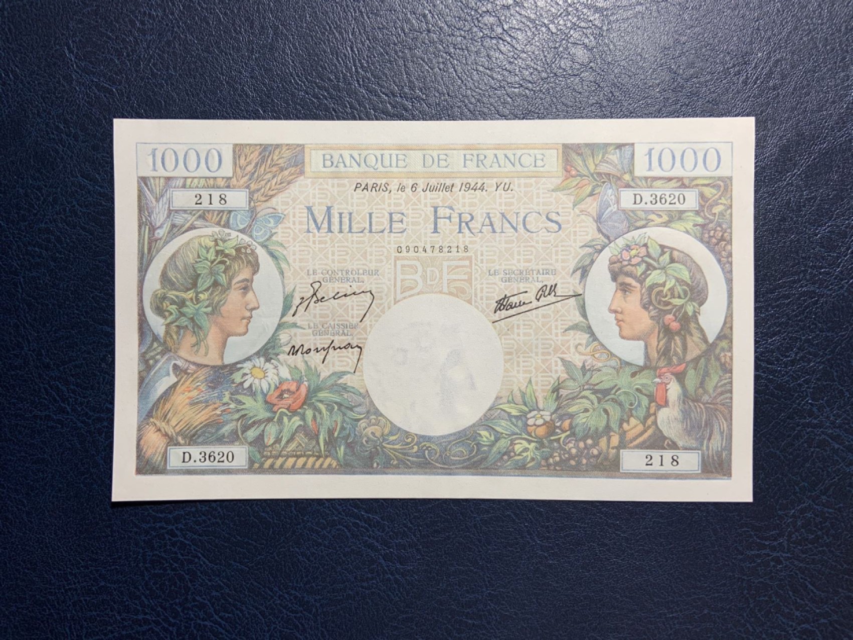 收藏联盟Quantum Auction 第270期拍卖 蜜月胜地-斐济 法国1944年1000法郎 品相UNC 边角瑕疵 