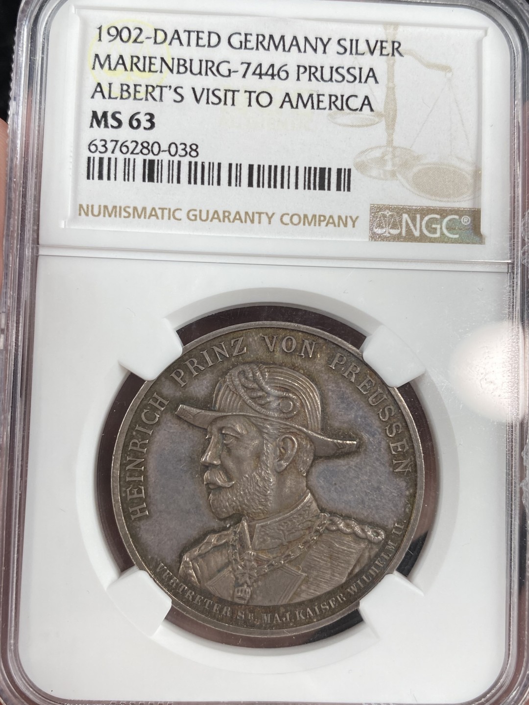 万国钱币拍卖第011期（视频直播专场） NGC MS63 1902年普鲁士亲王访美银章，少见品种，镜面五彩。