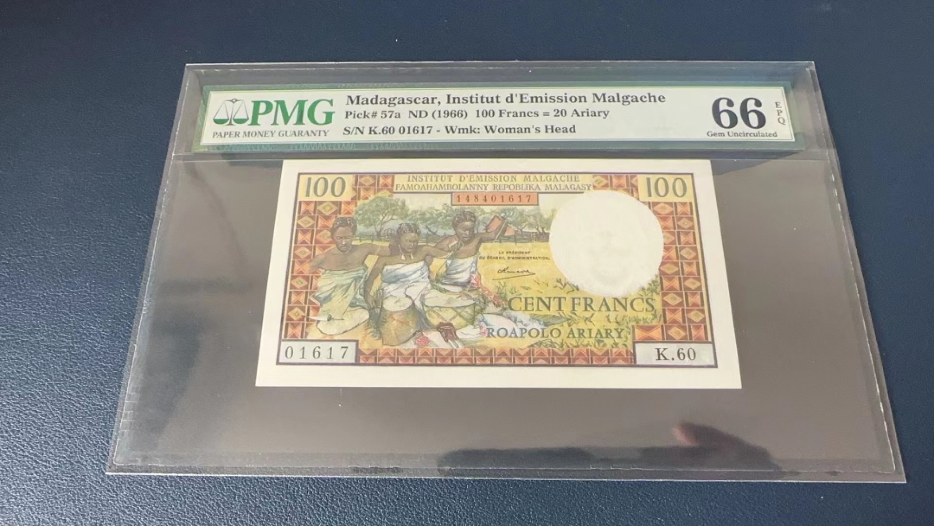 收藏联盟Quantum Auction 第270期拍卖 蜜月胜地-斐济 马达加斯加1966年100法郎=20里亚尔 PMG66 猴面包树