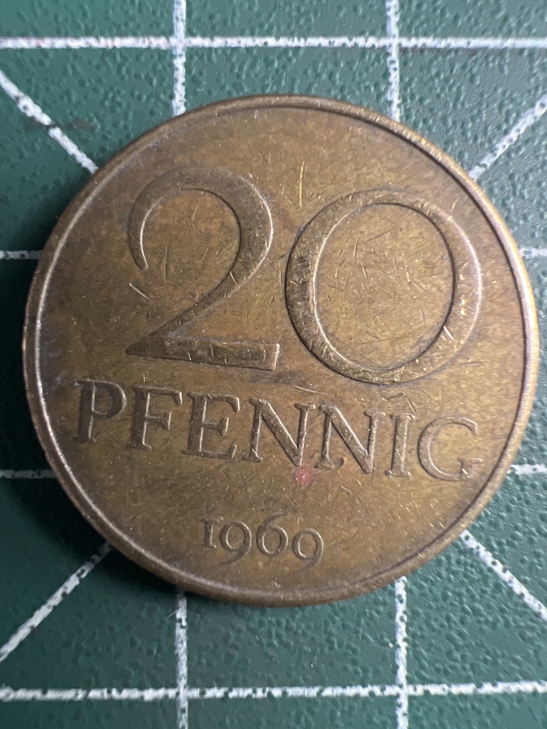 泡泡堂第347期  世界硬币 （无押金，捡漏，全场20包邮，偏远地区除外，接收代拍业务） 东德20芬尼