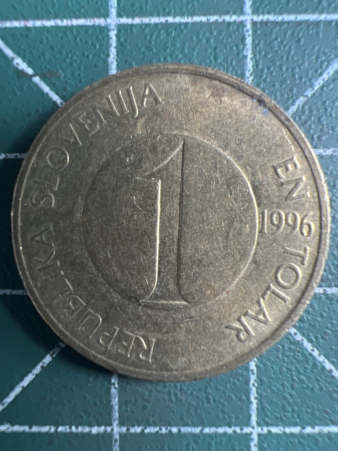泡泡堂第348期  世界硬币 （无押金，捡漏，全场20包邮，偏远地区除外，接收代拍业务） 斯洛文尼亚1托拉