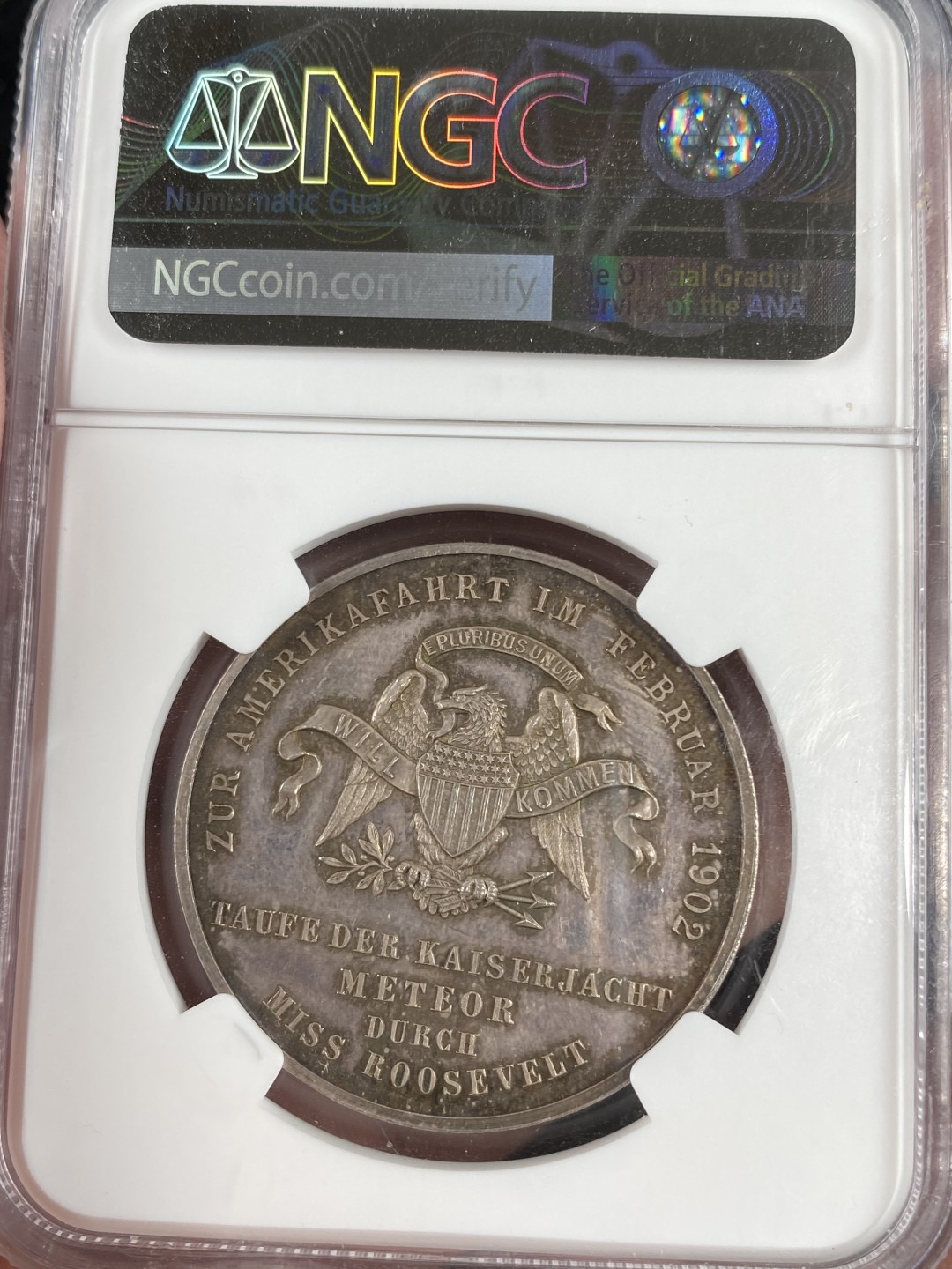 万国钱币拍卖第011期（视频直播专场） NGC MS63 1902年普鲁士亲王访美银章，少见品种，镜面五彩。