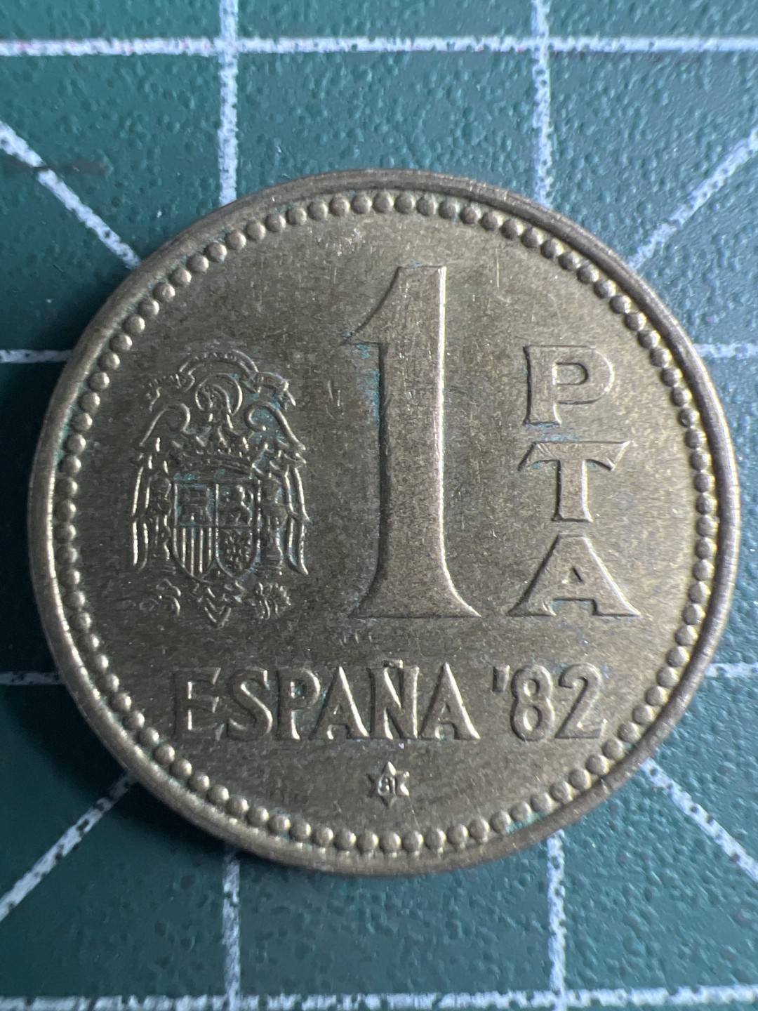 泡泡堂第348期  世界硬币 （无押金，捡漏，全场20包邮，偏远地区除外，接收代拍业务） 西班牙1比塞塔