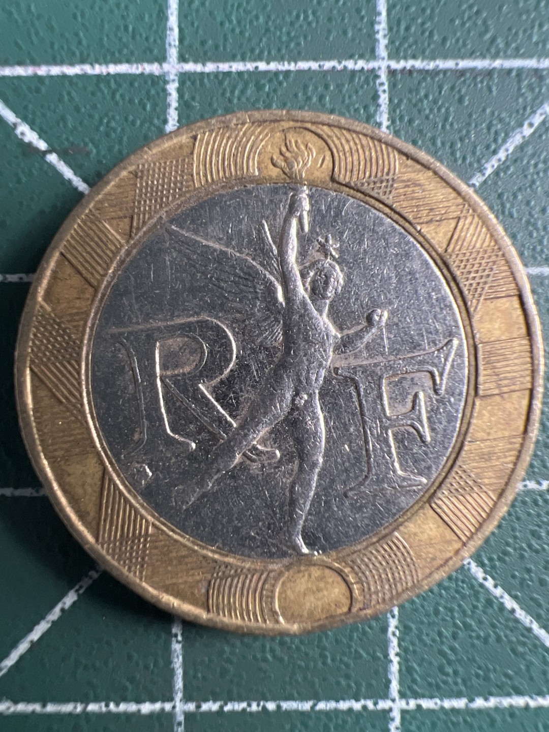 泡泡堂第347期  世界硬币 （无押金，捡漏，全场20包邮，偏远地区除外，接收代拍业务） 法国小飞人