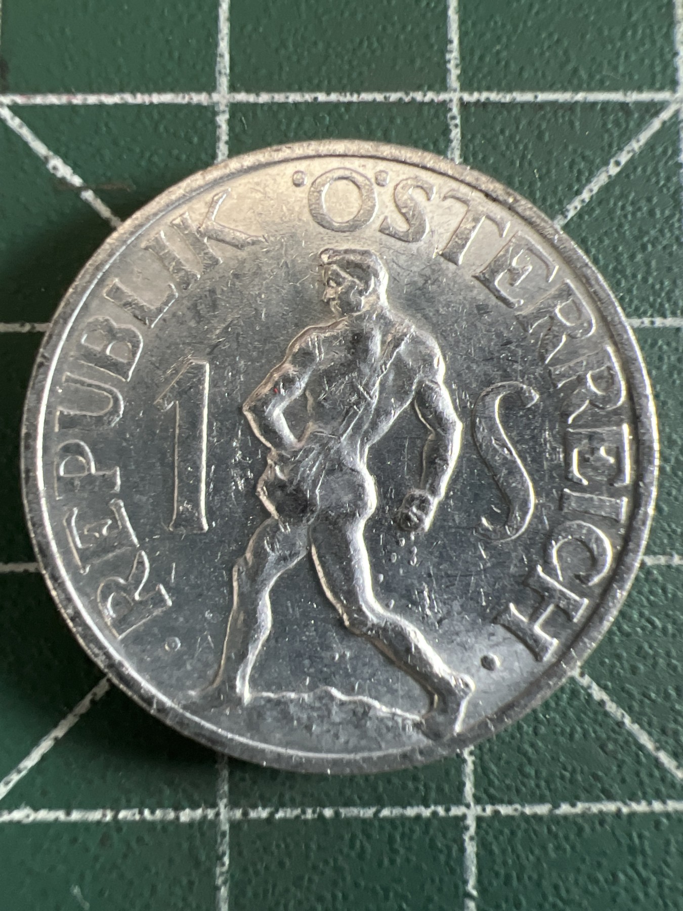 泡泡堂微拍第199幕硬币捡漏可累计专场👿👿，累计满二十元包邮，接受代拍业务 奥地利一先令