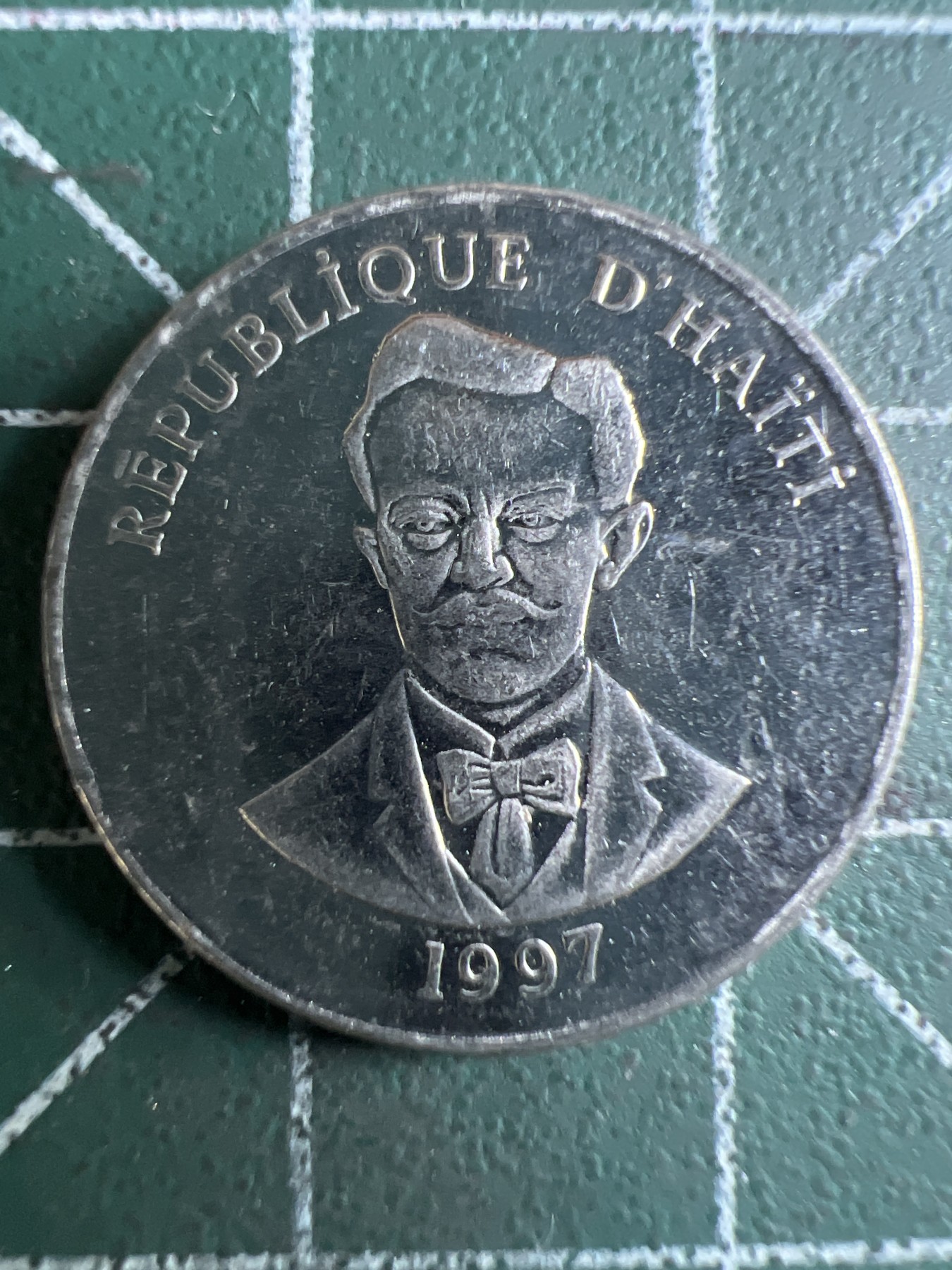 泡泡堂第349期  世界硬币 （无押金，捡漏，全场20包邮，偏远地区除外，接收代拍业务） 海地5生丁