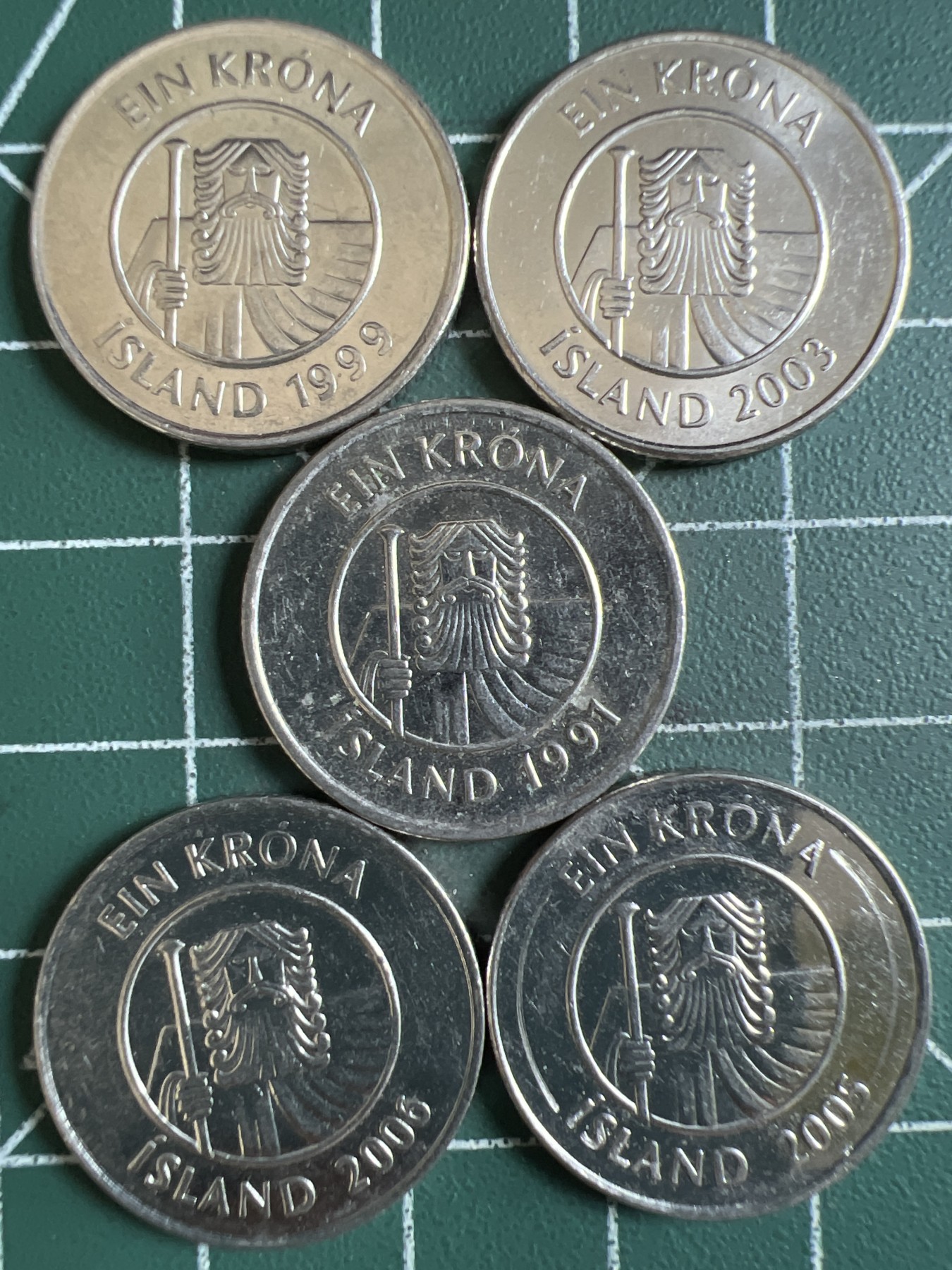 泡泡堂第349期  世界硬币 （无押金，捡漏，全场20包邮，偏远地区除外，接收代拍业务） 冰岛一克朗5枚