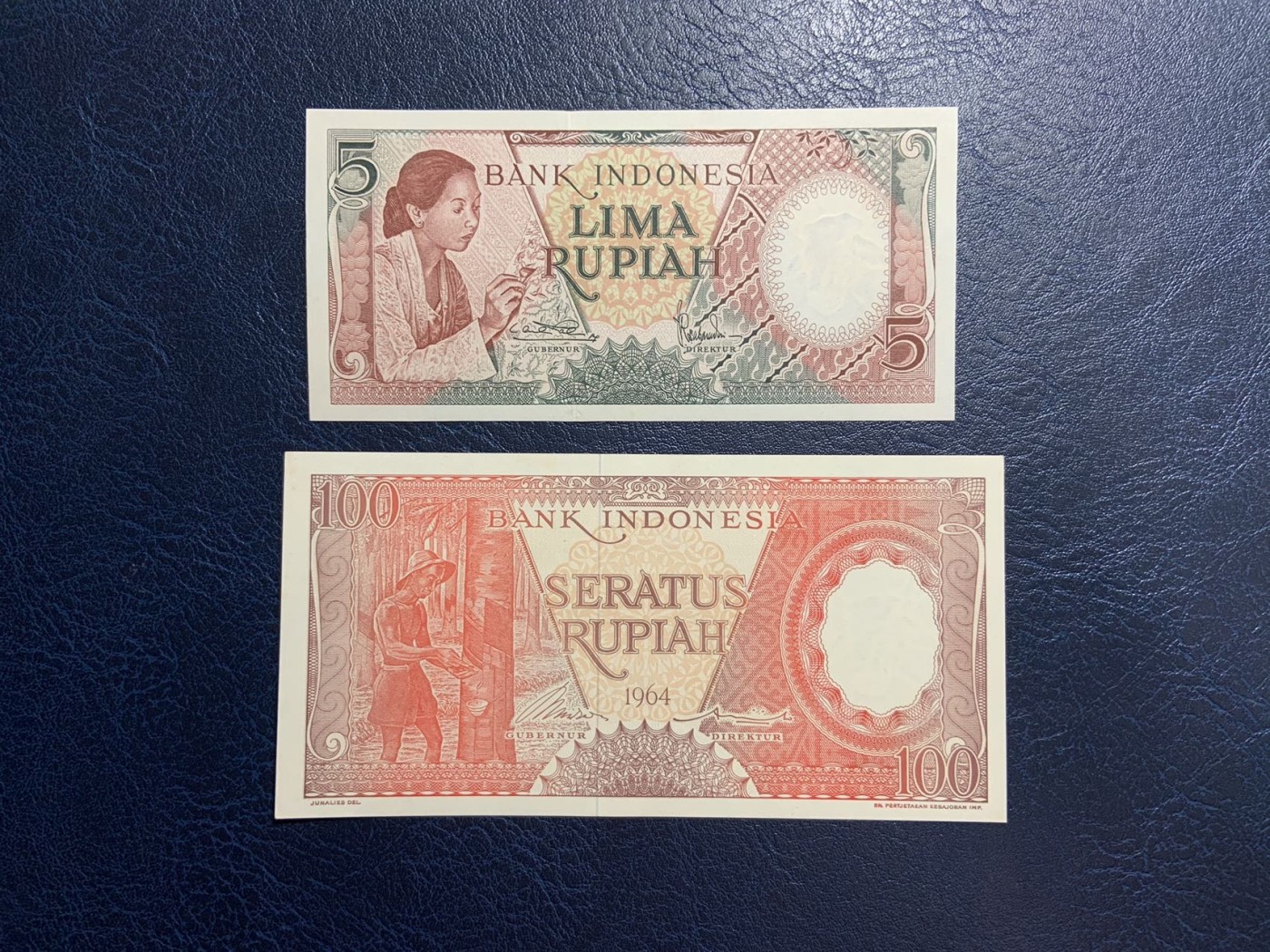 收藏联盟Quantum Auction 第271期拍卖  印度尼西亚1964年5和100卢比 品相UNC 灯下轻微潮斑