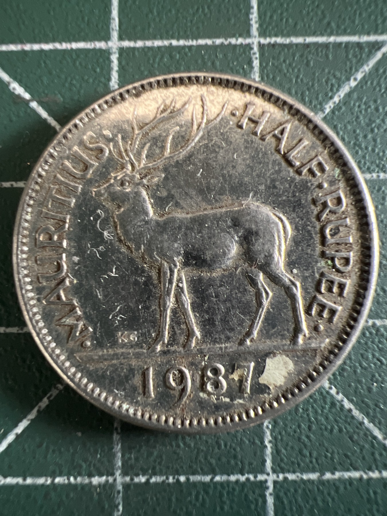 泡泡堂微拍第199幕硬币捡漏可累计专场👿👿，累计满二十元包邮，接受代拍业务 毛里求斯20分