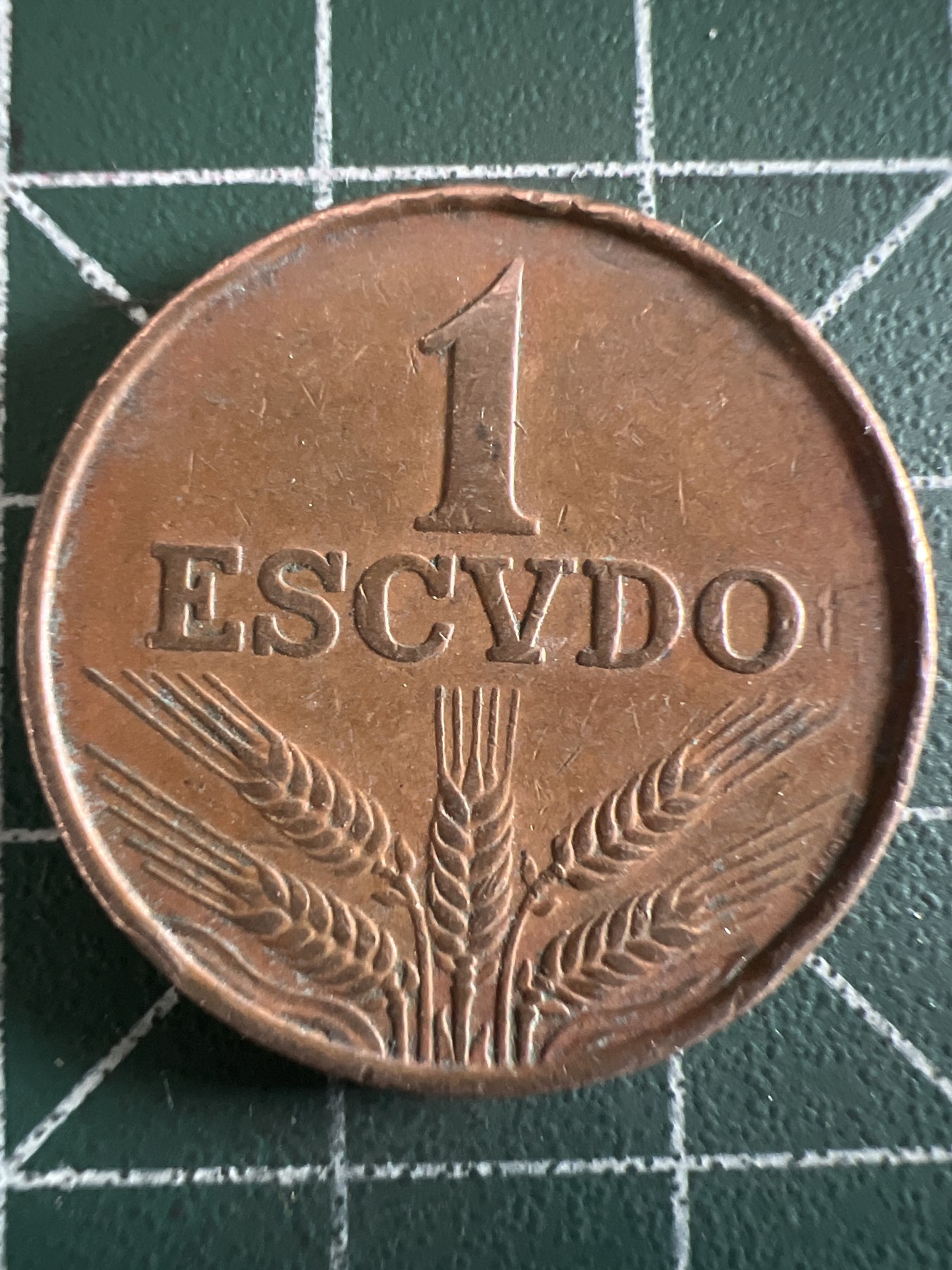 泡泡堂微拍第199幕硬币捡漏可累计专场👿👿，累计满二十元包邮，接受代拍业务 葡萄牙1埃斯库多