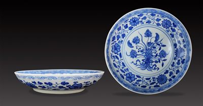 聚宝轩2023春季拍卖会 - 清雍正青花一束莲赏盘