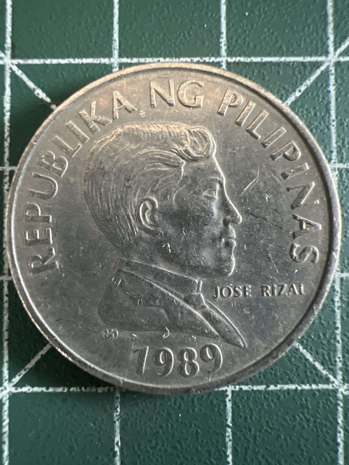 泡泡堂微拍第199幕硬币捡漏可累计专场👿👿，累计满二十元包邮，接受代拍业务 菲律宾1比索大牛