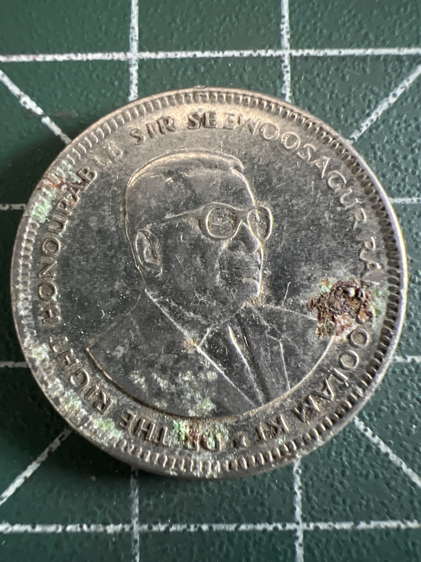 泡泡堂微拍第199幕硬币捡漏可累计专场👿👿，累计满二十元包邮，接受代拍业务 毛里求斯20分