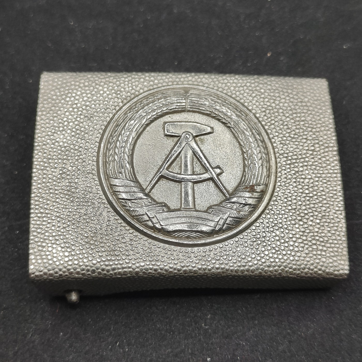 全场0元起拍 第70期 咸鱼国勋章拍卖专场 7月5日（周三）下午6：00开始 东德士兵腰带扣