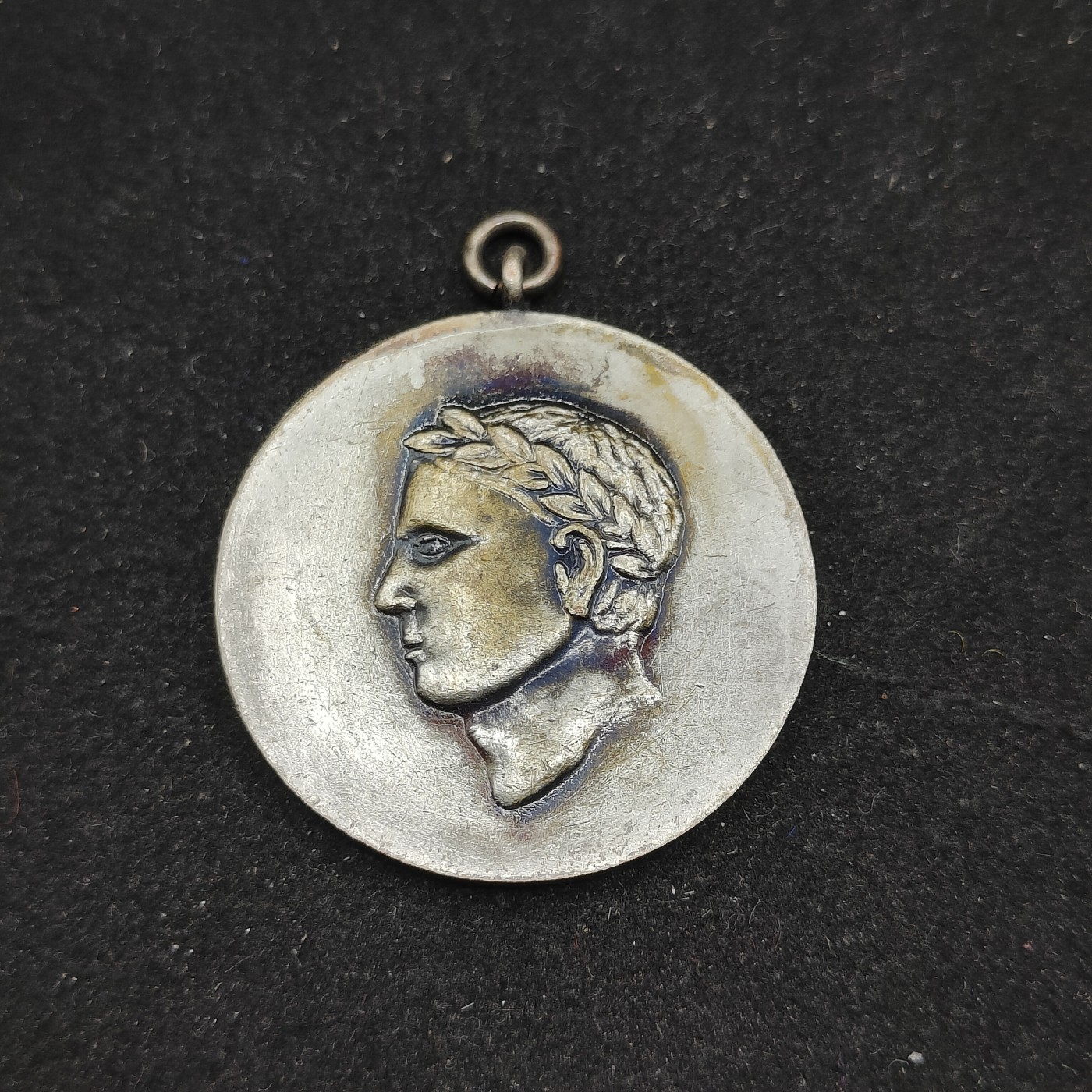 全场0元起拍 第70期 咸鱼国勋章拍卖专场 7月5日（周三）下午6：00开始 日本学校体育部赏牌