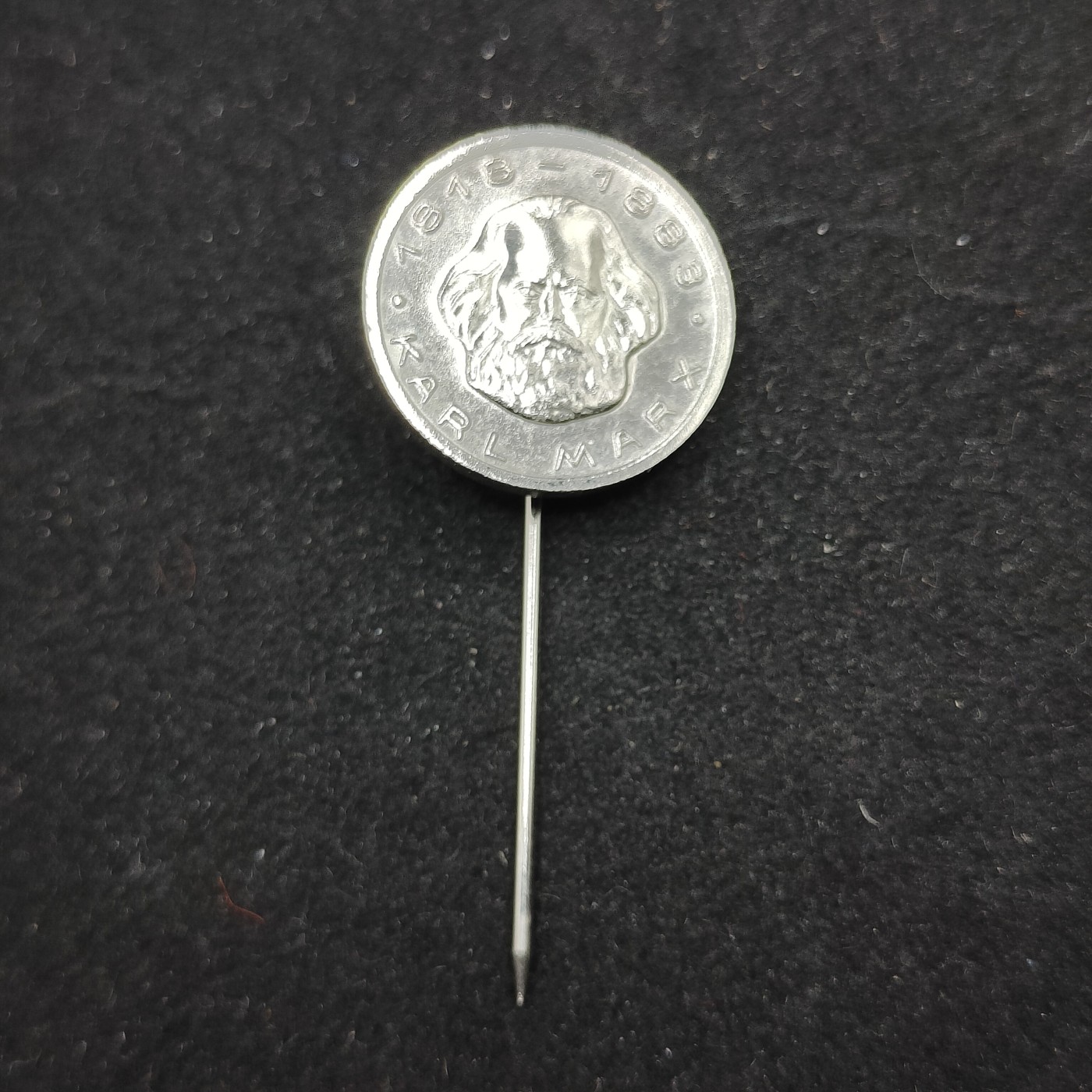 全场0元起拍 第70期 咸鱼国勋章拍卖专场 7月5日（周三）下午6：00开始 东德卡尔马克思纪念章