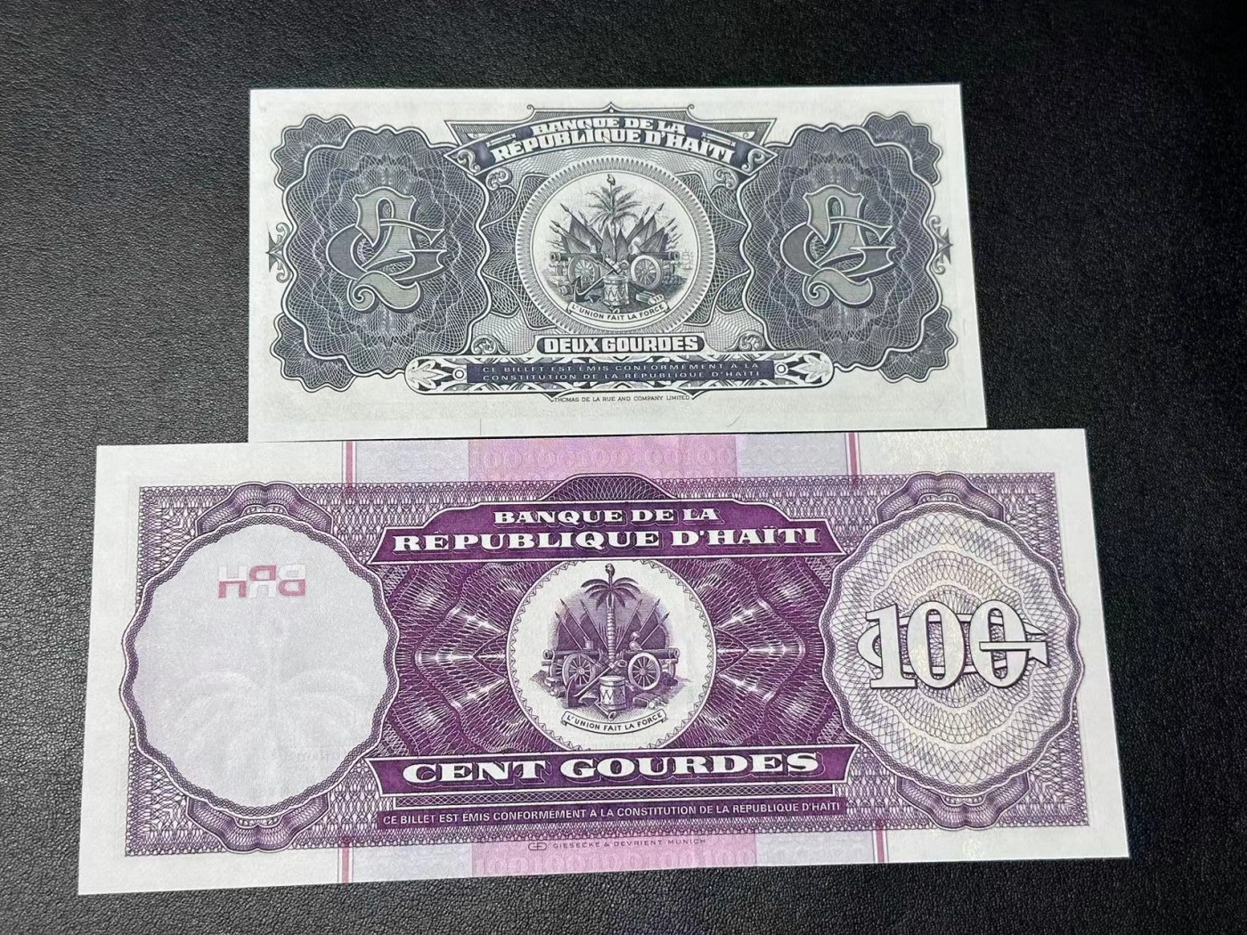 《外钞收藏家》第二百八十一期（连拍第一场） 海地两张纸币  全新UNC