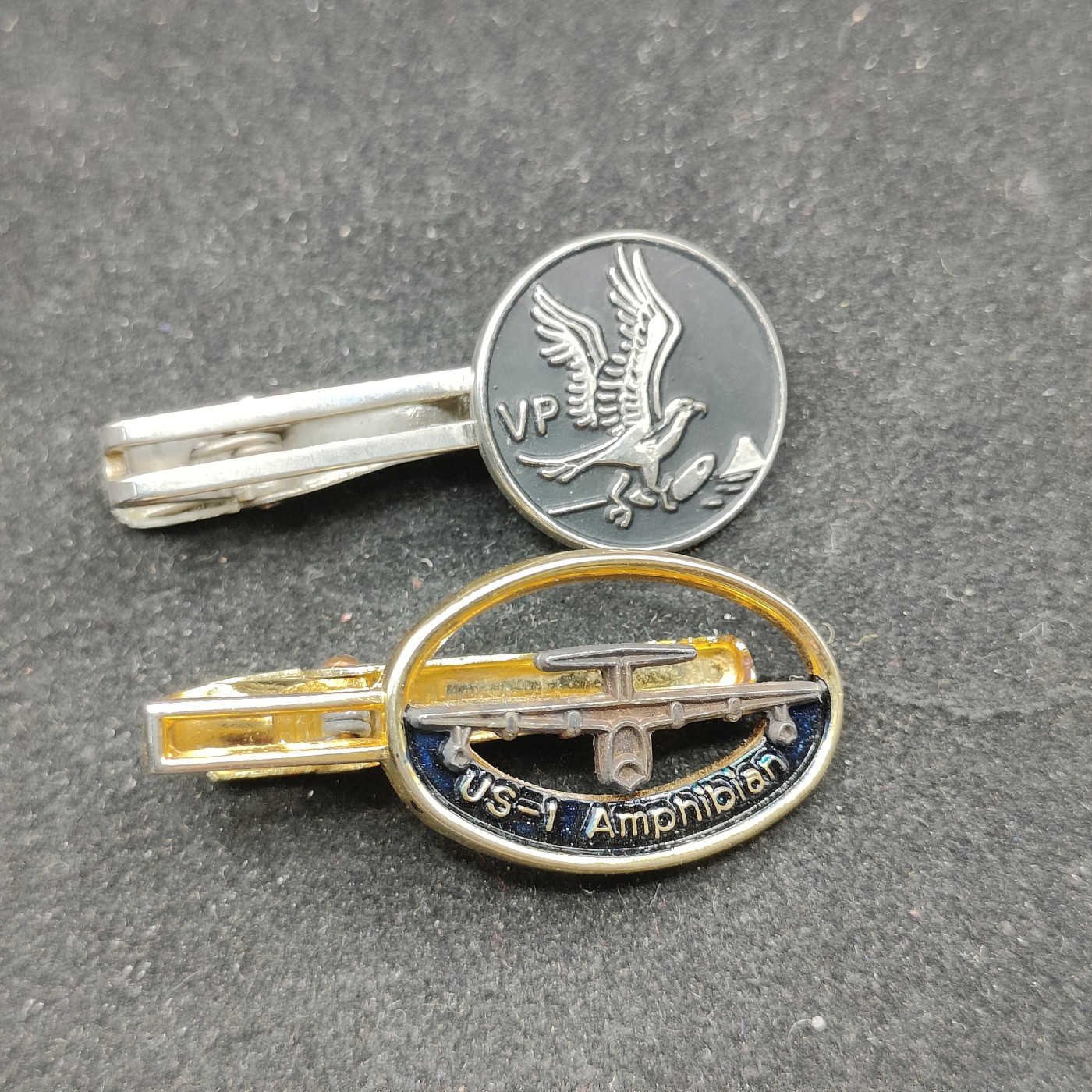 全场0元起拍 第70期 咸鱼国勋章拍卖专场 7月5日（周三）下午6：00开始 日本空自领带夹两个