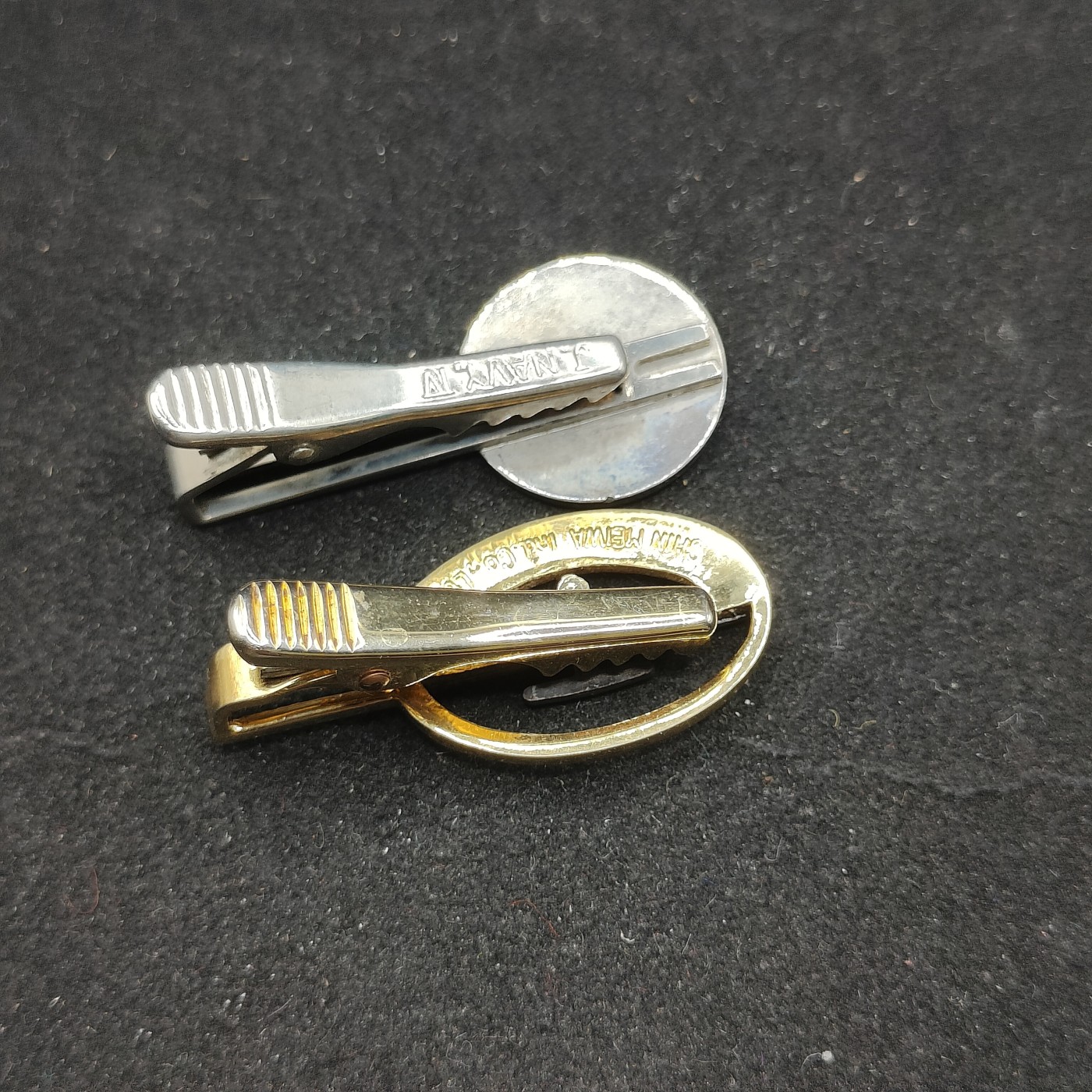 全场0元起拍 第70期 咸鱼国勋章拍卖专场 7月5日（周三）下午6：00开始 日本空自领带夹两个