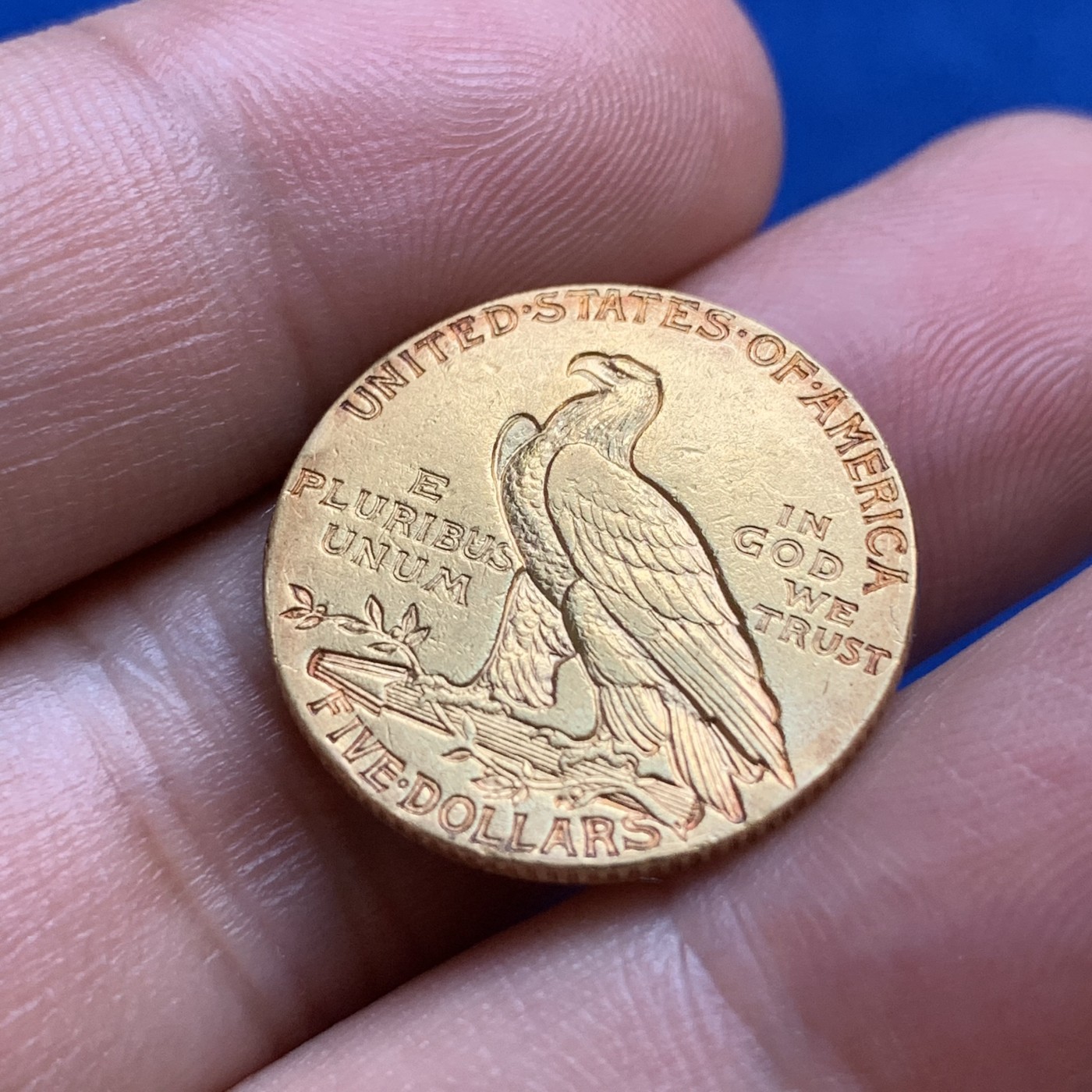 《竞宝斋》第179场-周日，周一2场 (全场包邮) 美国1911年印第安头5美元金币，unc品相，重8.35g 细节非常好