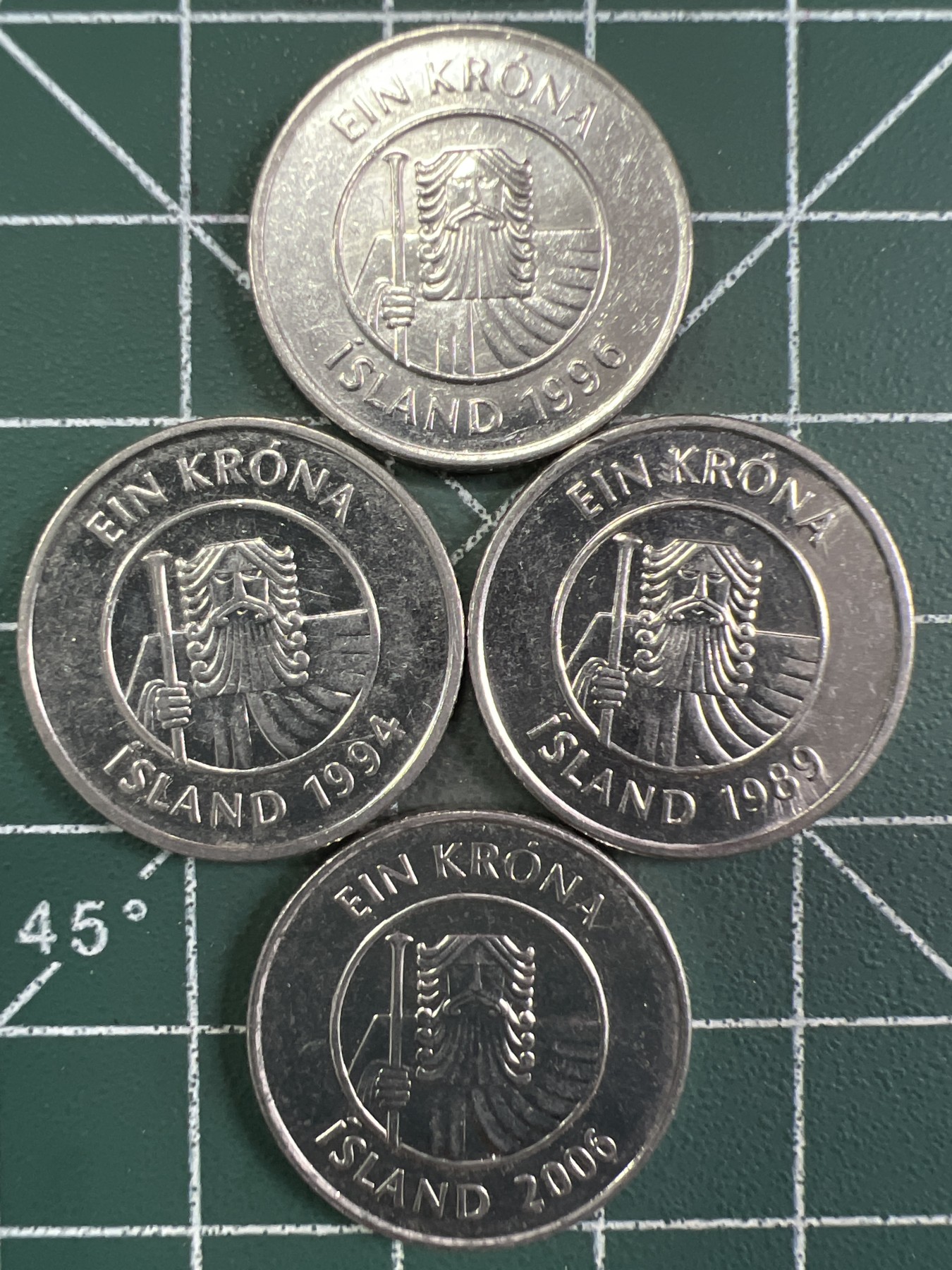 泡泡堂第377期 硬币专场 （无押金，捡漏，全场20包邮，偏远地区除外，接收代拍业务） 冰岛1克朗4枚