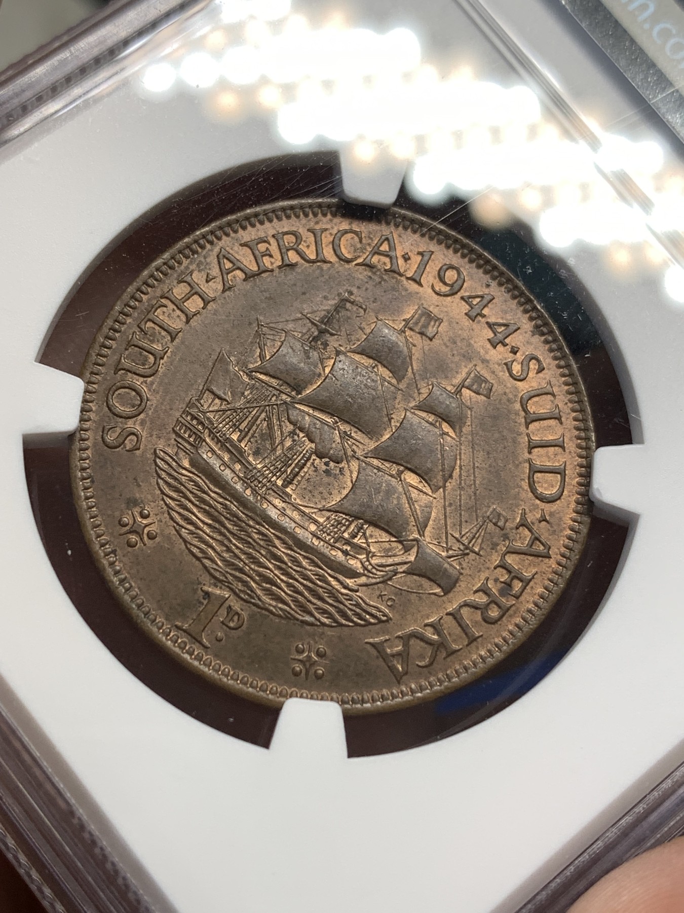 《竞宝斋》第179场-周日，周一2场 (全场包邮) NGC-MS63BN 1944年南非乔六1便士 光泽温润 帆船