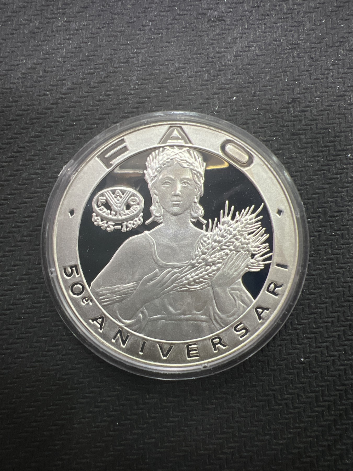 飞翔风筝第三场拍世界纸币银币硬币 安道尔1995年FAO粮农50周年精制银币