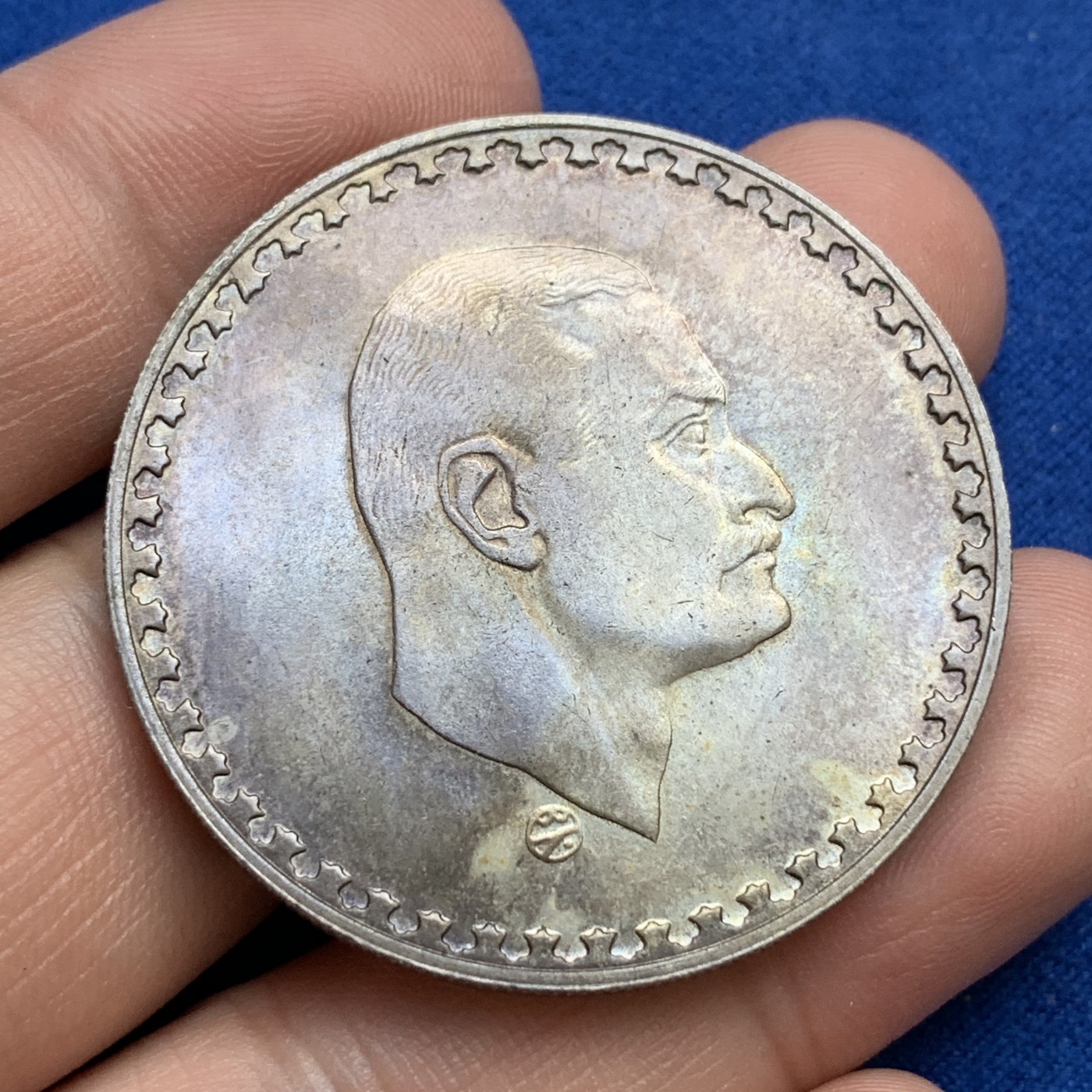 《竞宝斋》第179场-周日，周一2场 (全场包邮) 埃及1970年纳赛尔1镑银币