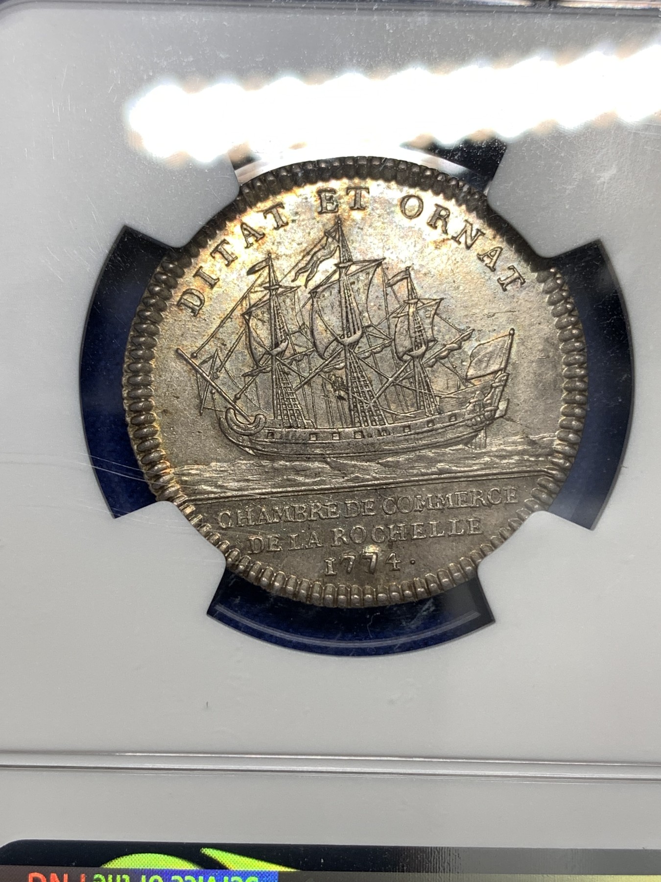 《竞宝斋》第179场-周日，周一2场 (全场包邮) NGC AU58 法国1774年 拉罗谢尔 路易十六 圆形银质代币 非常少见