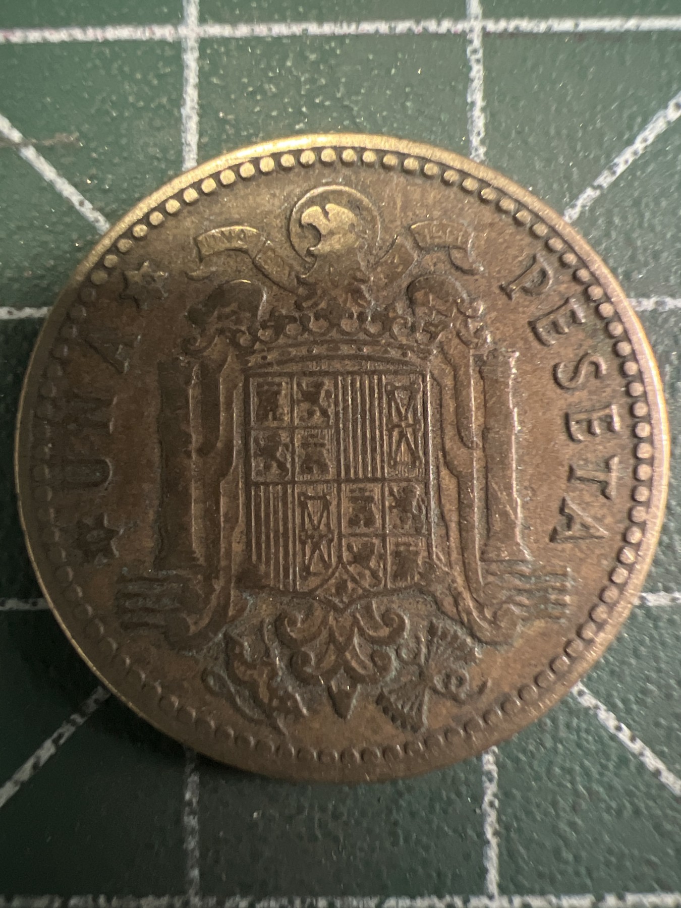 泡泡堂第350期  世界硬币 （无押金，捡漏，全场20包邮，偏远地区除外，接收代拍业务） 西班牙1比塞塔