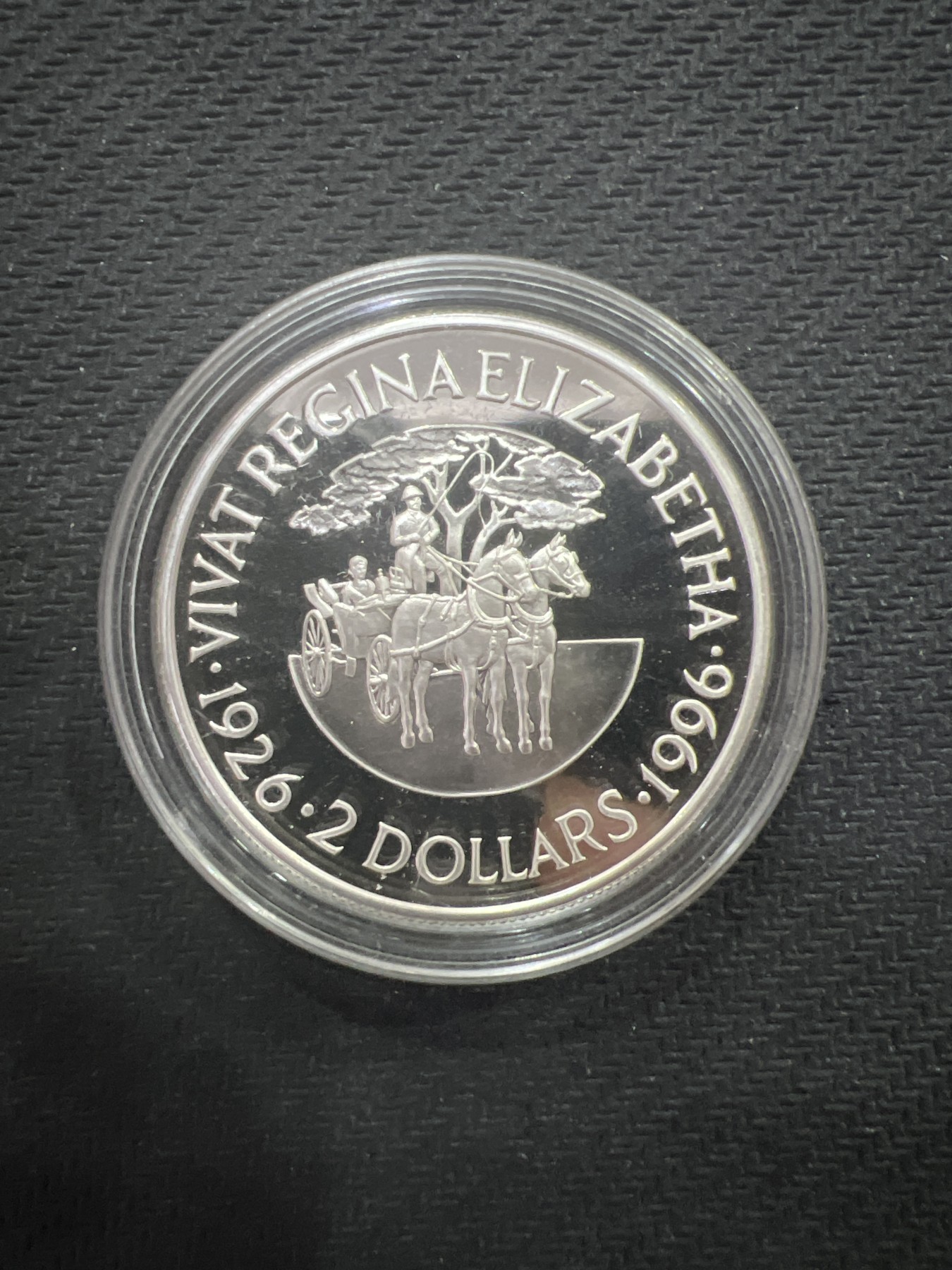 飞翔风筝第三场拍世界纸币银币硬币 百慕大纪念精制银币