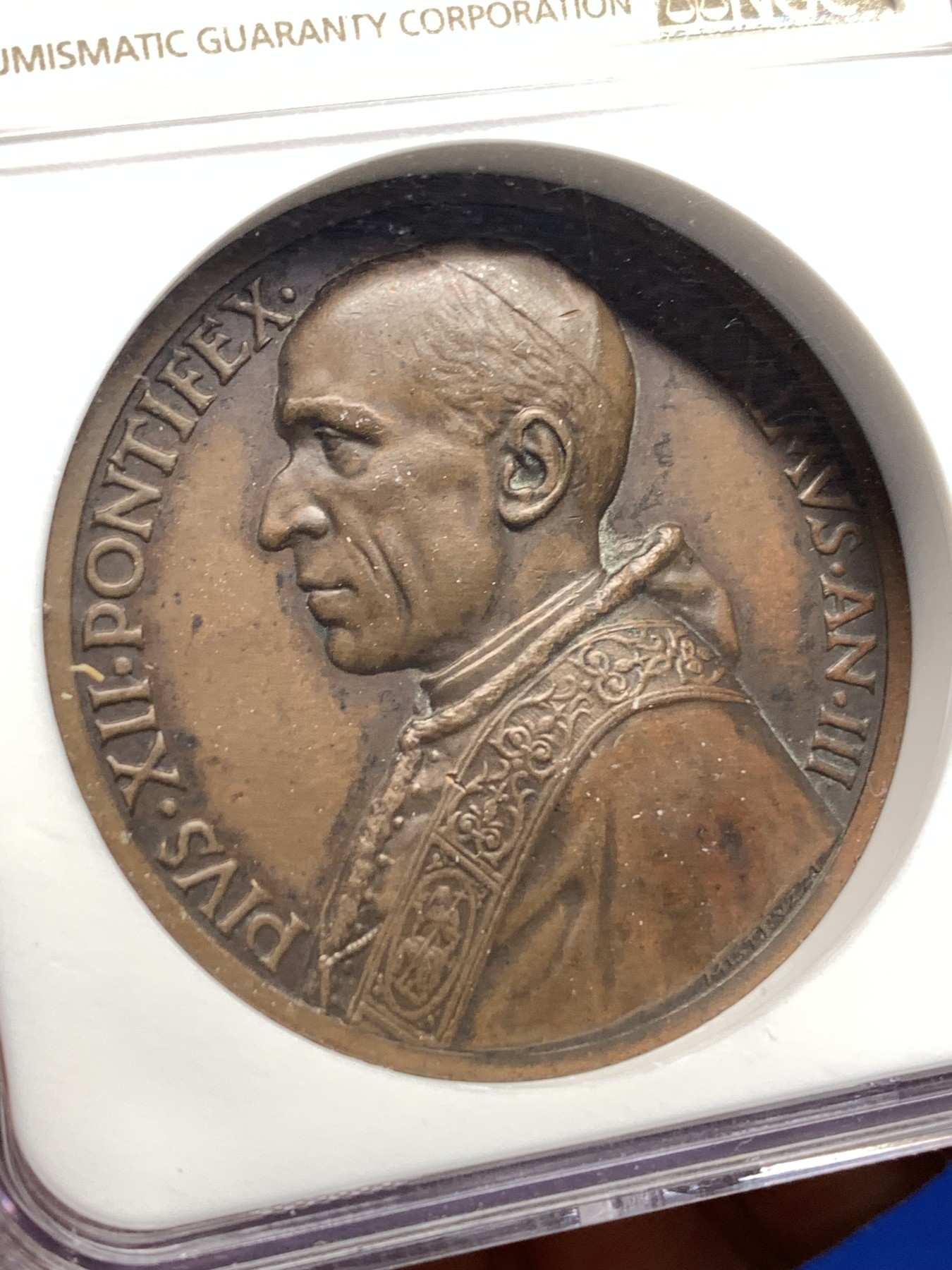 《竞宝斋》第179场-周日，周一2场 (全场包邮) NGC MS61BN 梵蒂冈 庇护十二世 纪念大铜章 巧克力包浆 加厚盒装