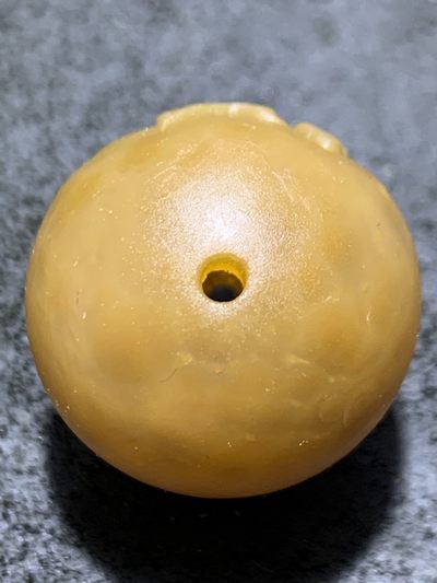 精美亚光战国红玛瑙手工雕刻财字珠一颗！寓意：招财进宝， 精美亚光战国红玛瑙手工雕刻财字珠一颗！寓意：招财进宝，