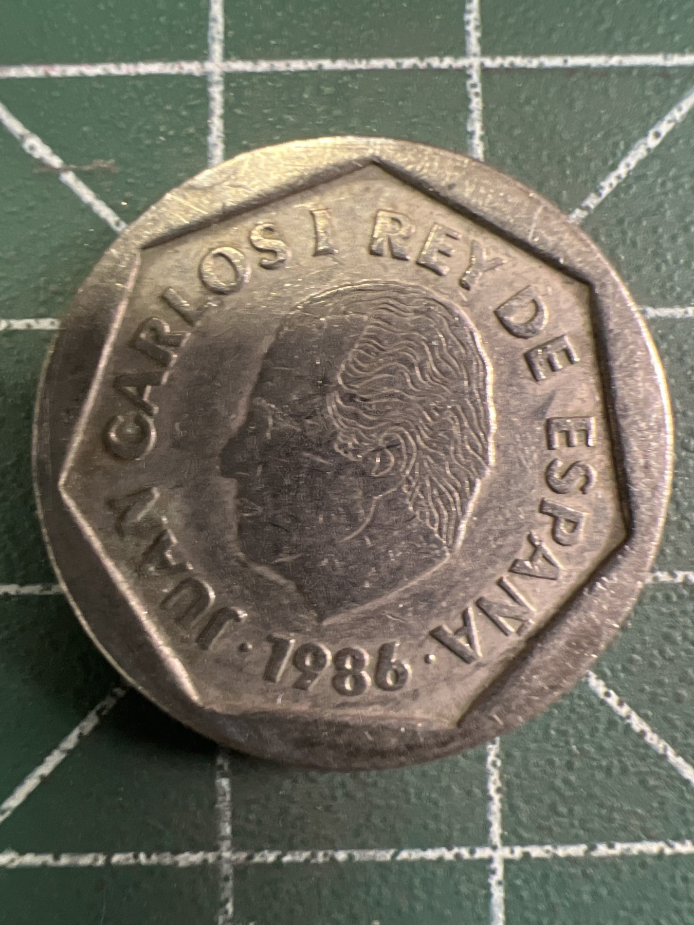 泡泡堂第353期  世界硬币 （无押金，捡漏，全场20包邮，偏远地区除外，接收代拍业务） 西班牙200比塞塔