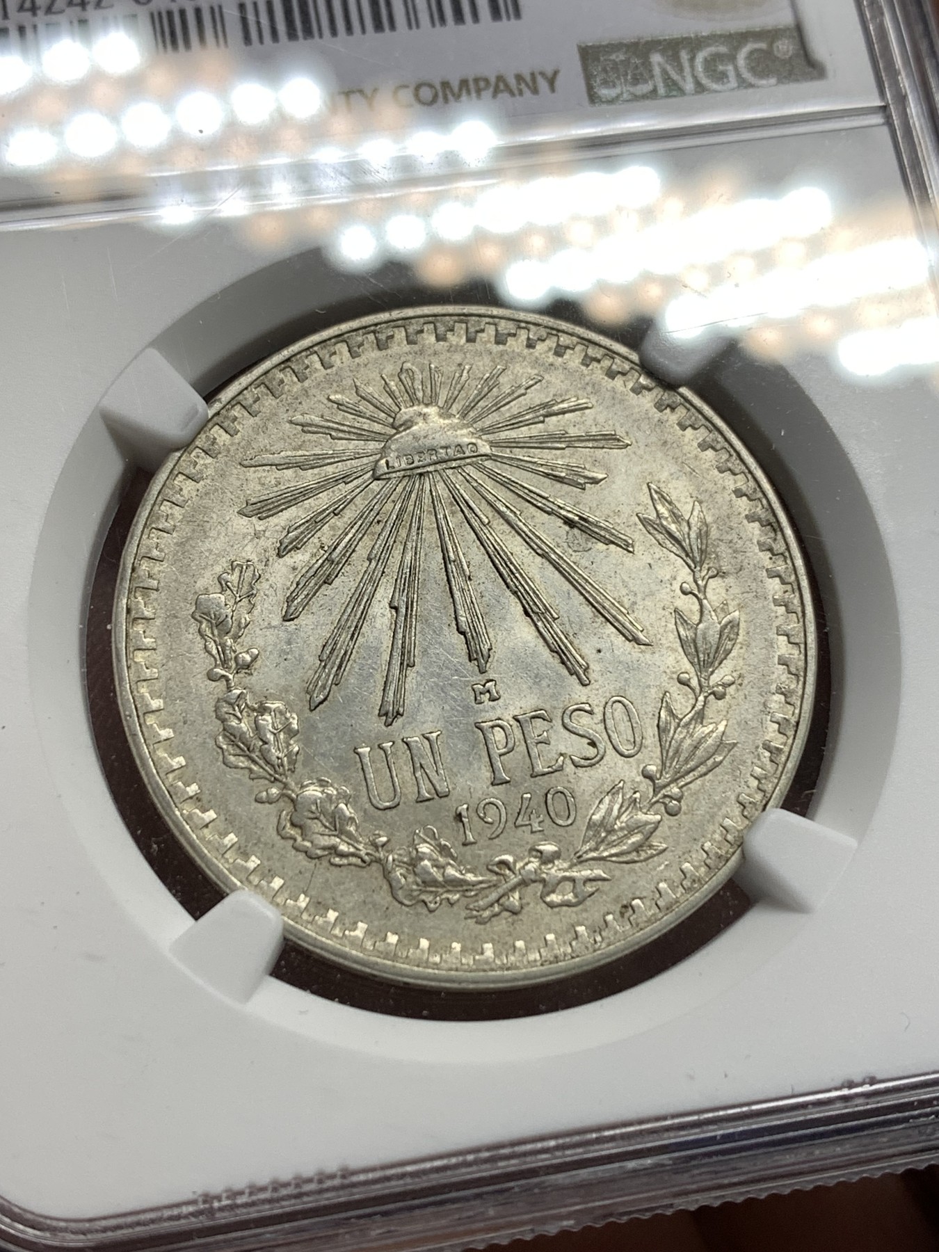 《竞宝斋》第179场-周日，周一2场 (全场包邮) NGC MS62 墨西哥1940年1比索银币