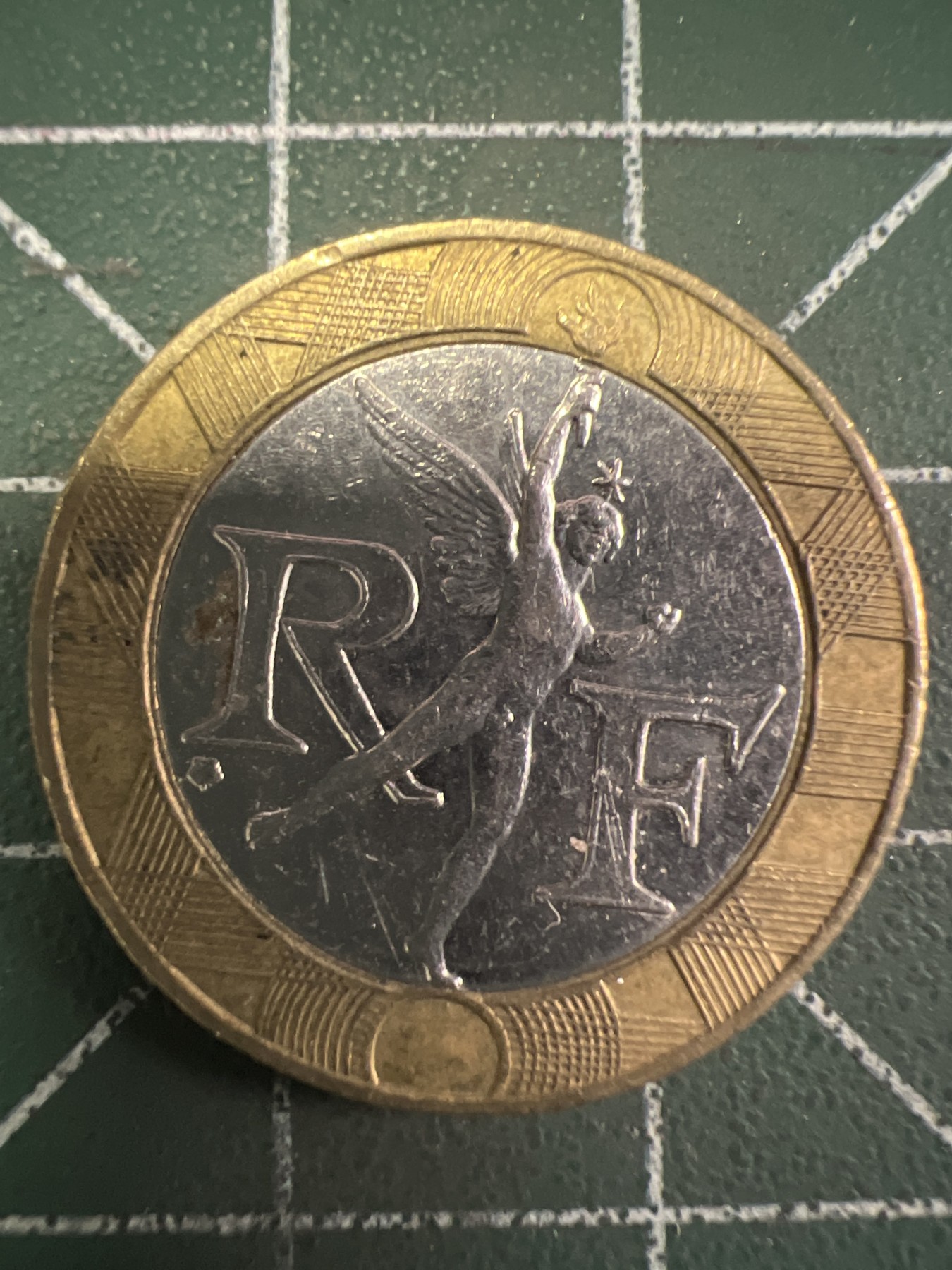 泡泡堂第352期  世界硬币 （无押金，捡漏，全场20包邮，偏远地区除外，接收代拍业务） 法国小飞人