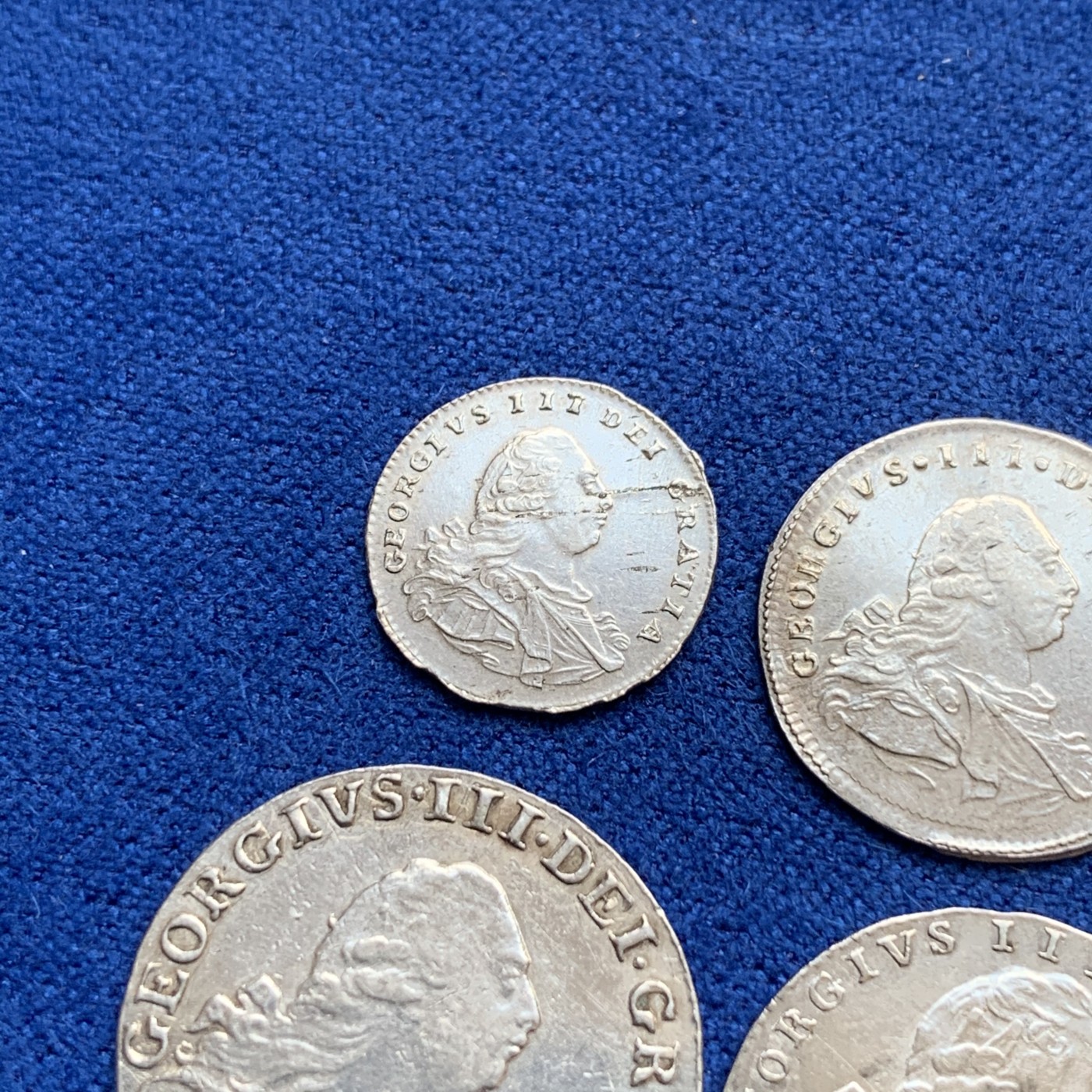 《竞宝斋》第179场-周日，周一2场 (全场包邮) 1800英国乔治三世濯足币4枚一套 ，AU-UNC状态