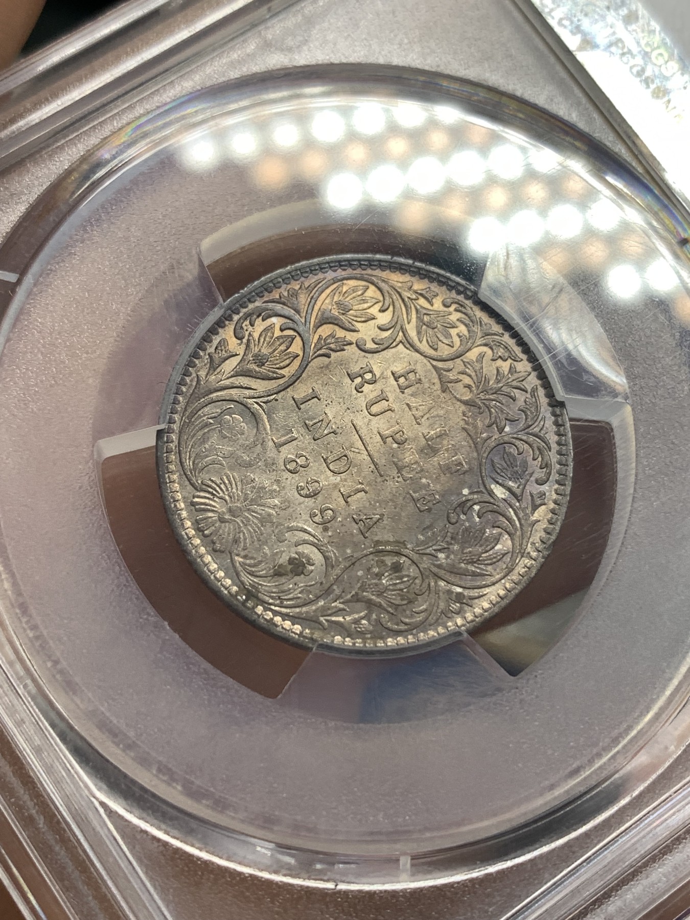 《竞宝斋》第179场-周日，周一2场 (全场包邮) PCGS AU53 1899 英属印度小维1/2卢比 稀少面值 灰彩包浆 目录价高 XF的400美金