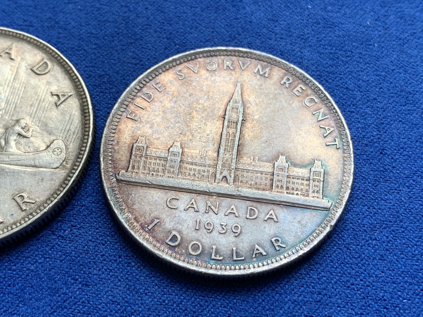 《竞宝斋》第179场-周日，周一2场 (全场包邮) 加拿大1939、1952年乔治六世1元银币两枚