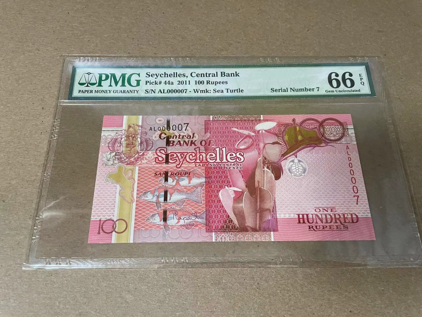 【Blue Auction】✨世界纸币精拍第341期——周日畅拍场 【7号小号】塞舌尔 2011年100卢比 PMG66EPQ 