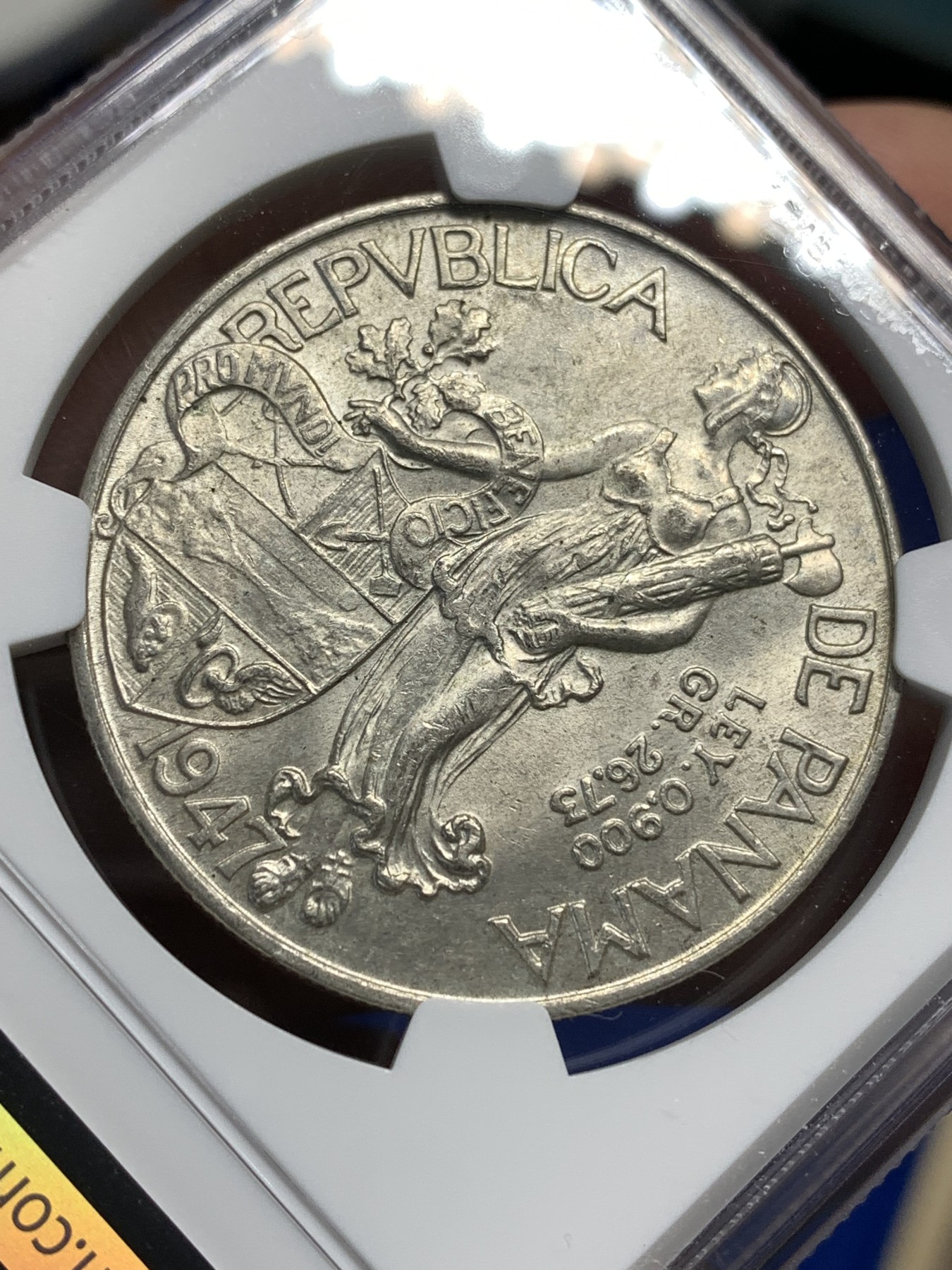 《竞宝斋》第179场-周日，周一2场 (全场包邮) NGC MS63 巴拿马1947年 牛仔美女 1巴尔波阿 大银币 淡彩包浆 上涨系列