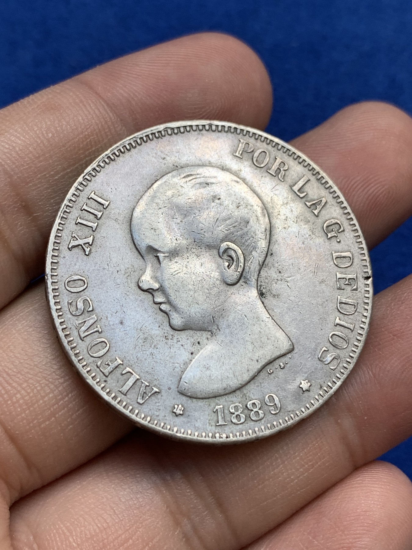 《竞宝斋》第179场-周日，周一2场 (全场包邮) 1889 西班牙 阿方索十三世5比塞塔银币 侯爵铸造 国王批准 塞尔维亚造 含银量不低于90% 老假双柱！重量24克多