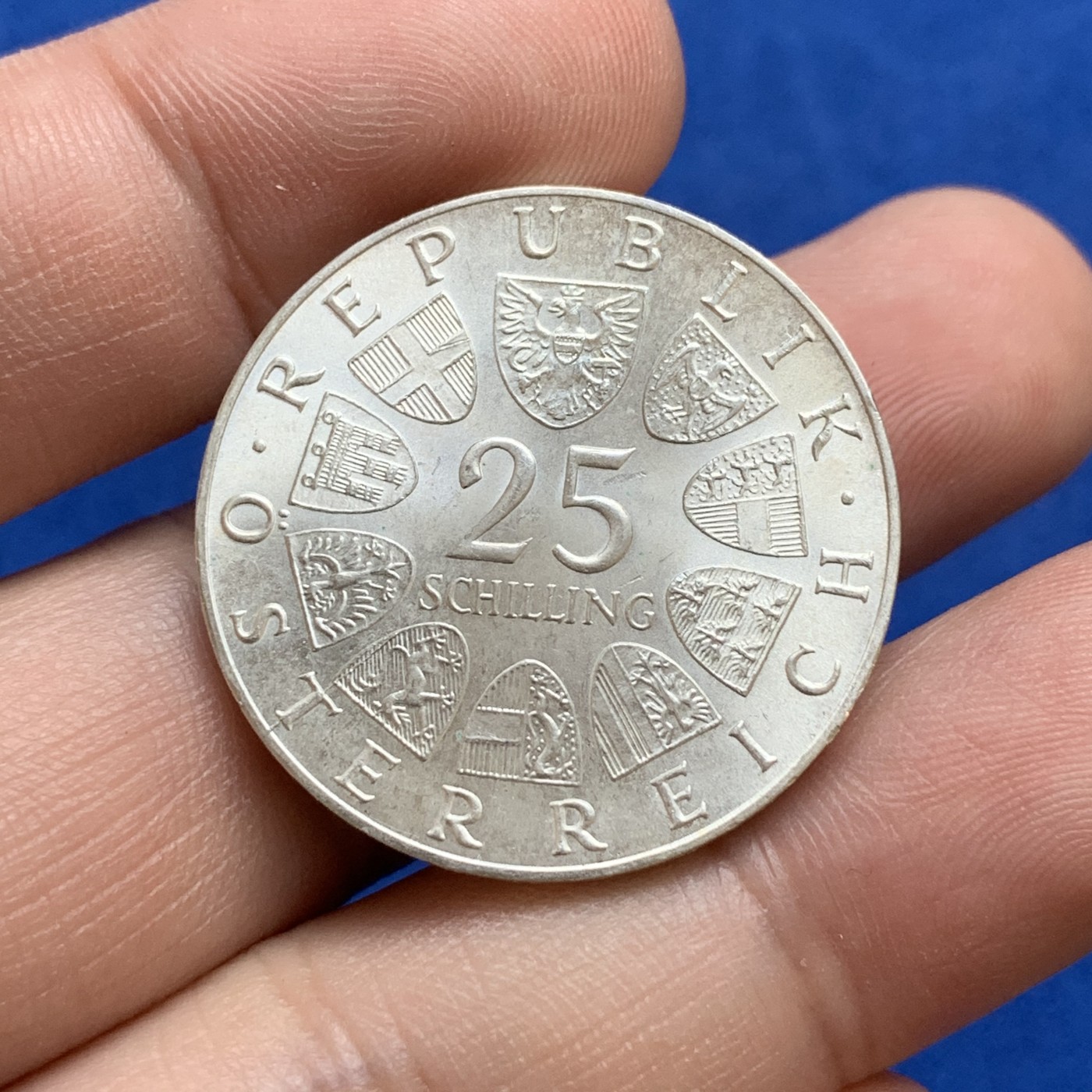 《竞宝斋》第179场-周日，周一2场 (全场包邮) 奥地利 1973年 马克思 莱因哈特100周年 25先令银币