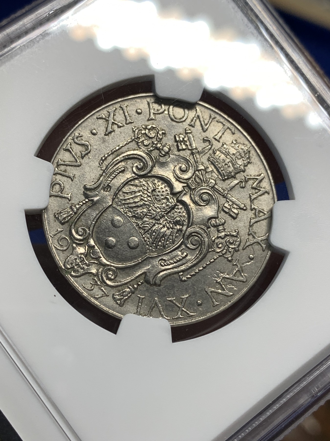 《竞宝斋》第179场-周日，周一2场 (全场包邮) NGC MS62 梵蒂冈 1937年 扛羊2里拉 经典设计 细节好