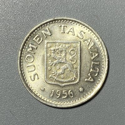 精品硬币纪念章专场 - 1956年芬兰狮徽100马克银币，卷拆未流通品