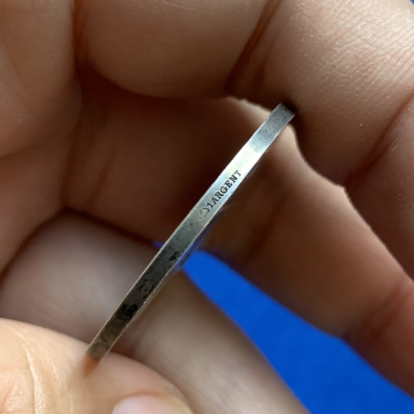 《竞宝斋》第179场-周日，周一2场 (全场包邮) 法国 1894年蜂巢储蓄银行 圆形银质代币 14.9g 32mm