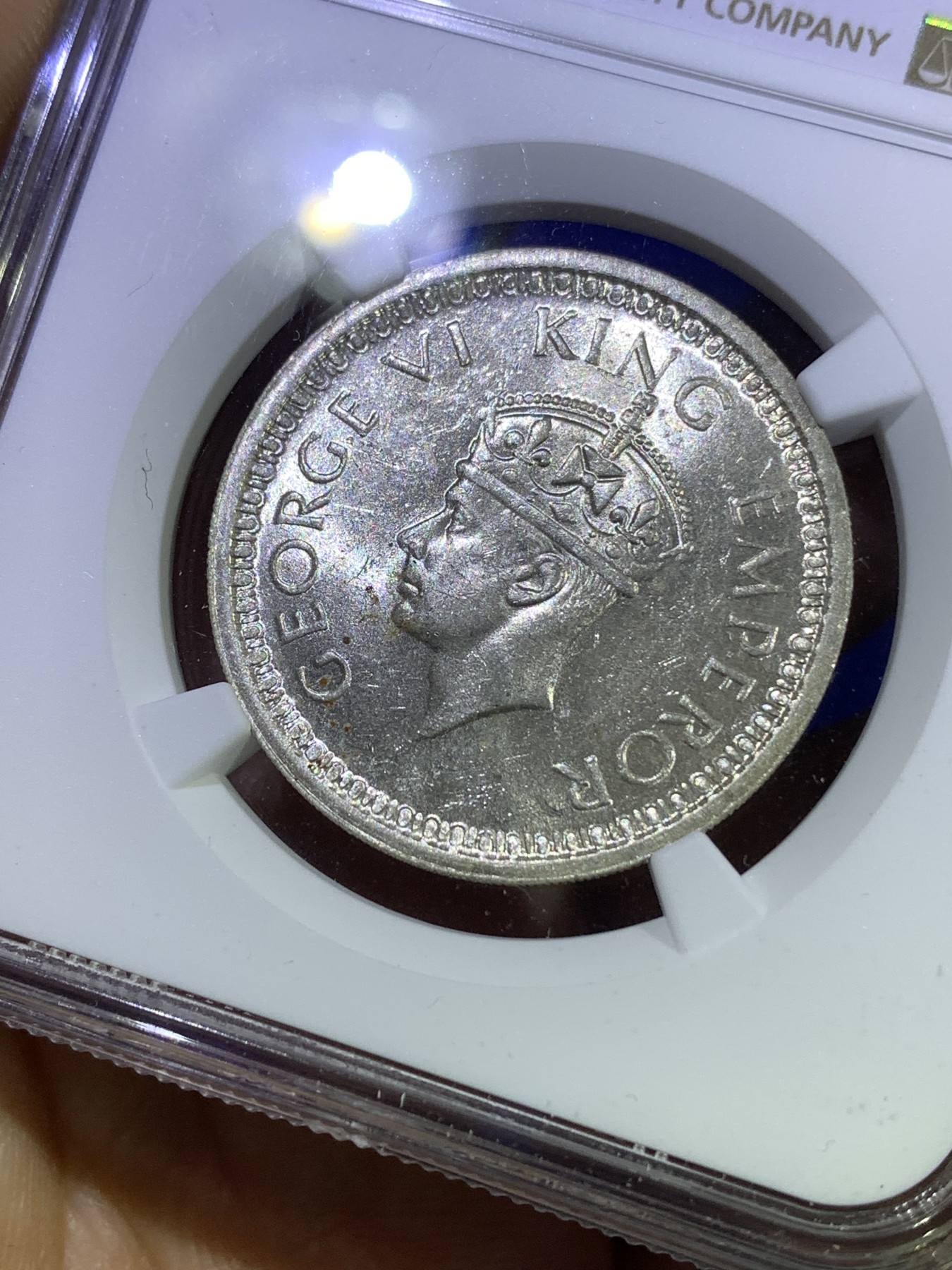 《竞宝斋》第179场-周日，周一2场 (全场包邮) NGC MS61 英属印度 1945L 乔六1卢比 银币