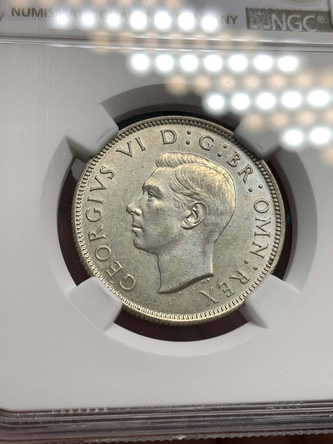 《竞宝斋》第179场-周日，周一2场 (全场包邮) NGC-AU55 英国1944年 乔六2先令银币 原光好品